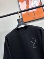 ゆったり ストレッチ モンクレール コピー 長袖 クルーネックパーカー