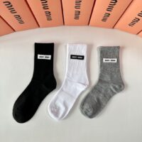 MiuMiu（ミュウミュウ）スーパーコピーn品靴下