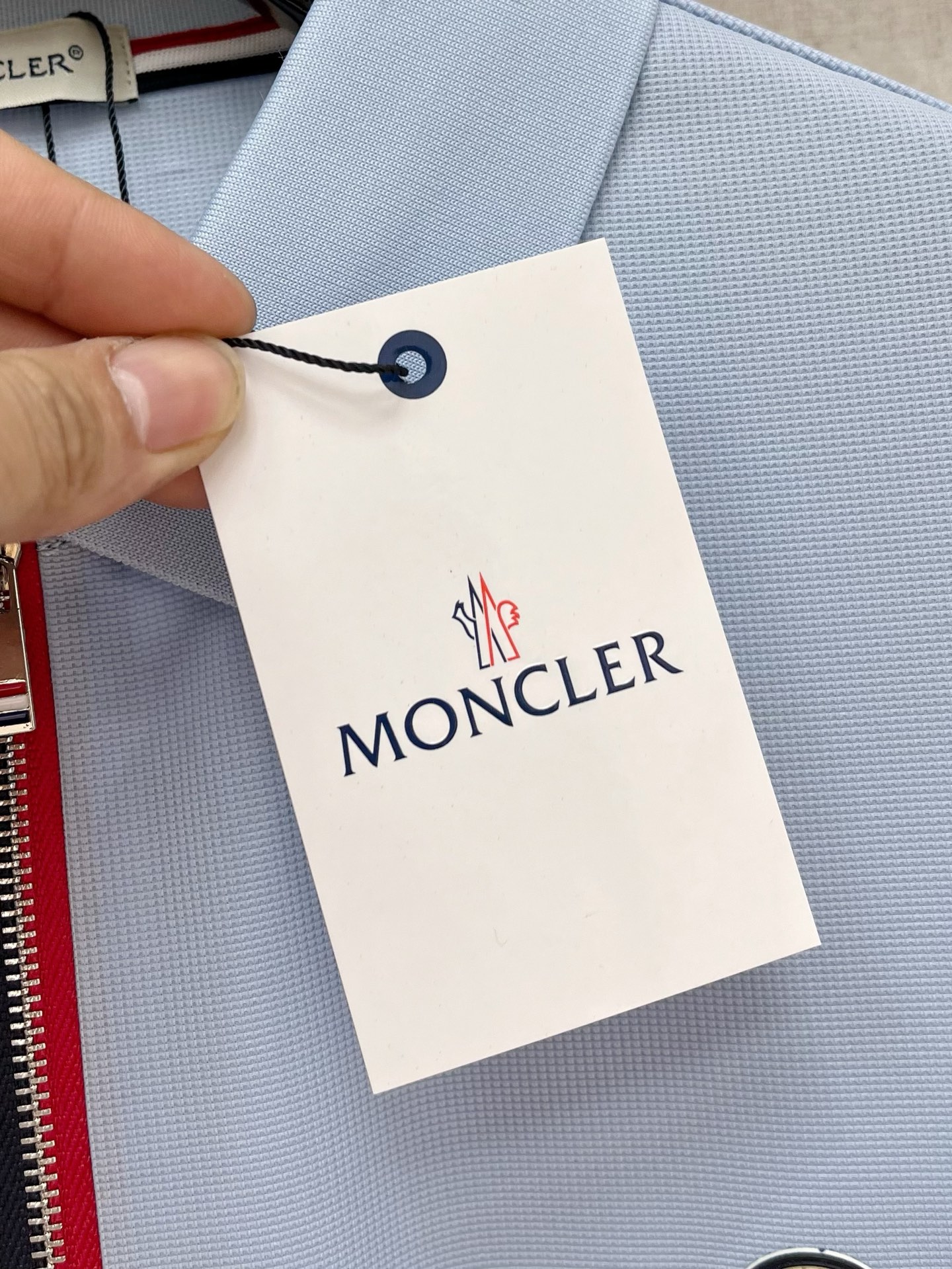 モンクレール コピー ポロシャツ 青 ジップアップ定番ロゴ入り|スーパーコピーn級優良店 6 モンクレール コピー ポロシャツ 青 ジップアップ定番ロゴ入り|スーパーコピー服