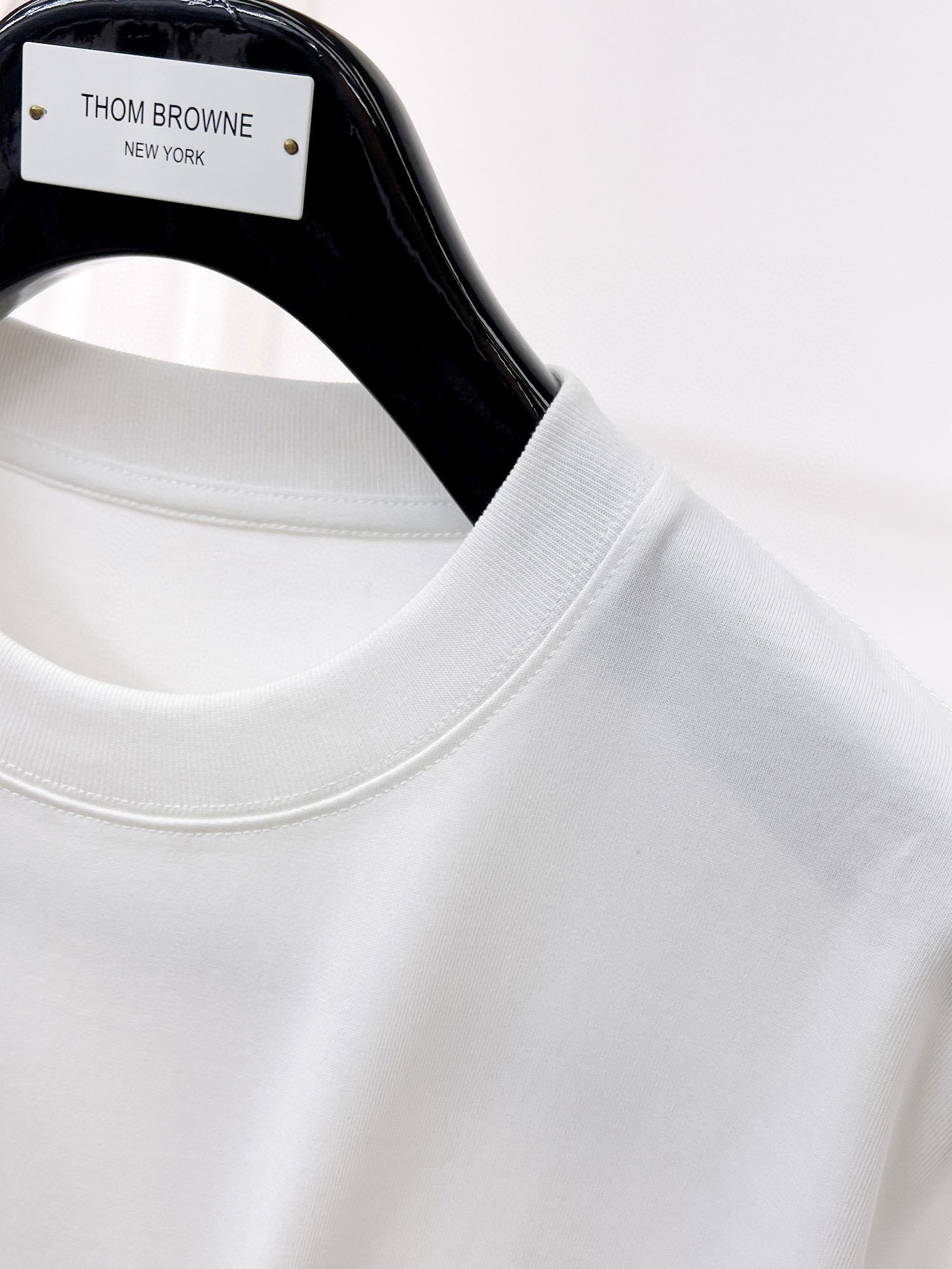 モンクレール 偽物 ビッグロゴTシャツ カジュアルで映える夏服アイテム|スーパーコピーn級優良店 5 モンクレール 偽物 ビッグロゴTシャツ カジュアルで映える夏服アイテム|スーパーコピー服