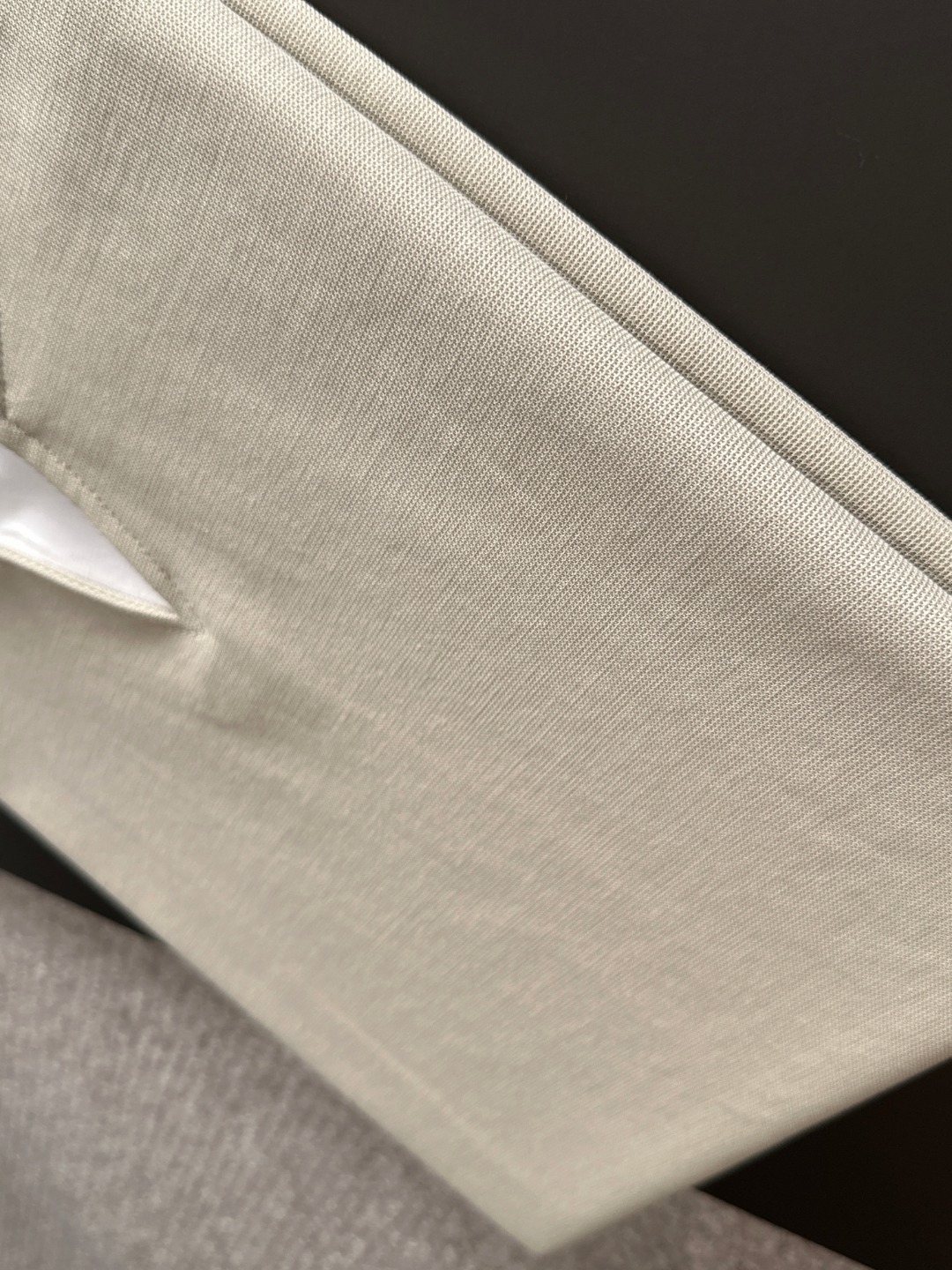 ルイヴィトン スーパーコピー 優良サイト Tシャツ 漢字風襟付き ベージュ 刺繍仕上げ|スーパーコピーn級優良店 9 ルイヴィトン スーパーコピー 優良サイト Tシャツ 漢字風襟付き ベージュ 刺繍仕上げ|スーパーコピー服