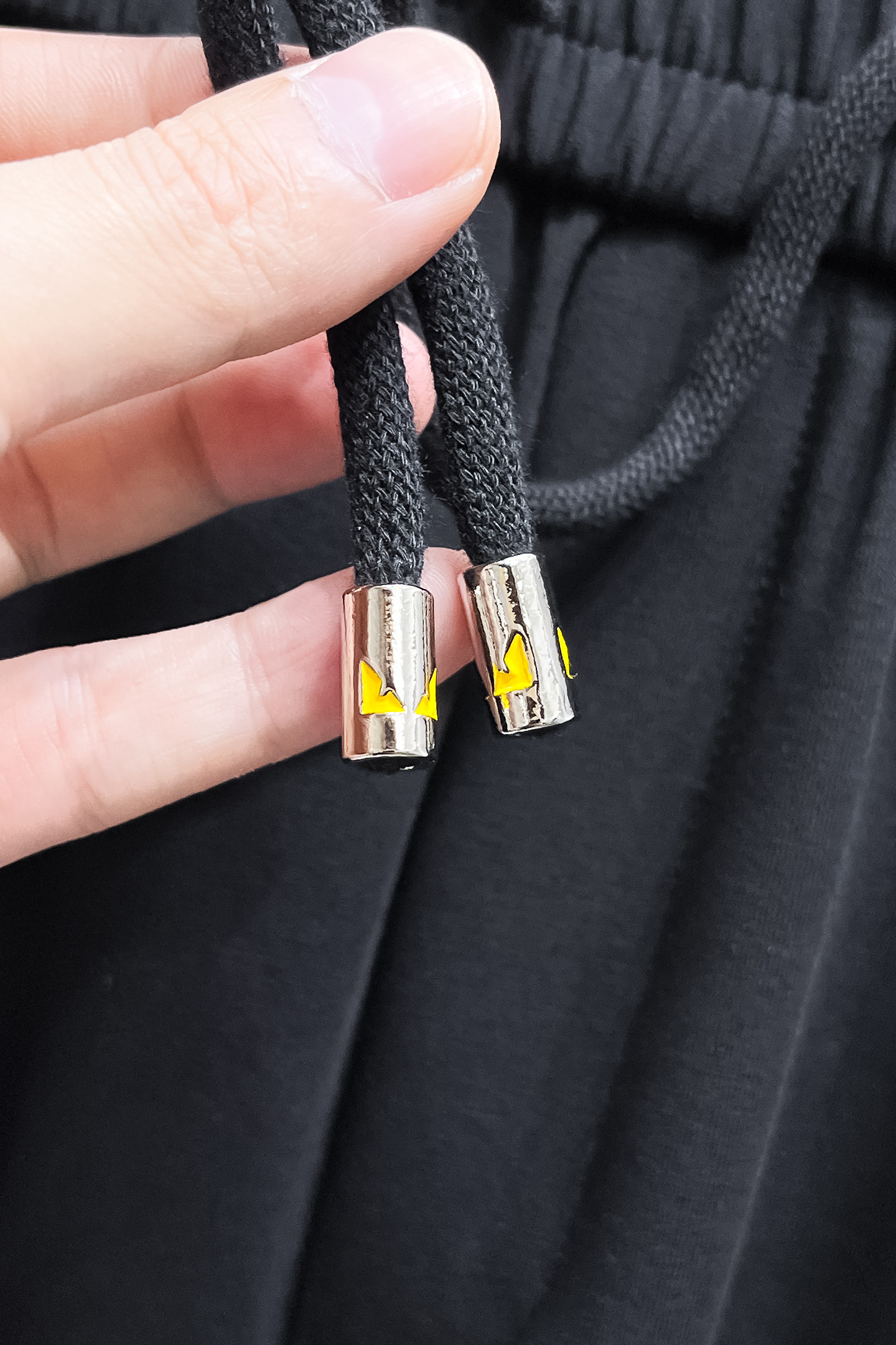 フェンディ n級コピー ショートパンツ FFロゴ刺繍 カラフルデザイン|スーパーコピーn級優良店 5 フェンディ n級コピー ショートパンツ FFロゴ刺繍 カラフルデザイン|スーパーコピー服