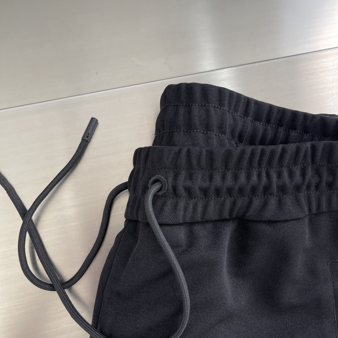 グッチ スーパーコピー 優良サイト 高品質 機能性抜群 男女兼用 通気 快適パンツ|スーパーコピーn級優良店 3 グッチ スーパーコピー 優良サイト 高品質 機能性抜群 男女兼用 通気 快適パンツ|スーパーコピー服