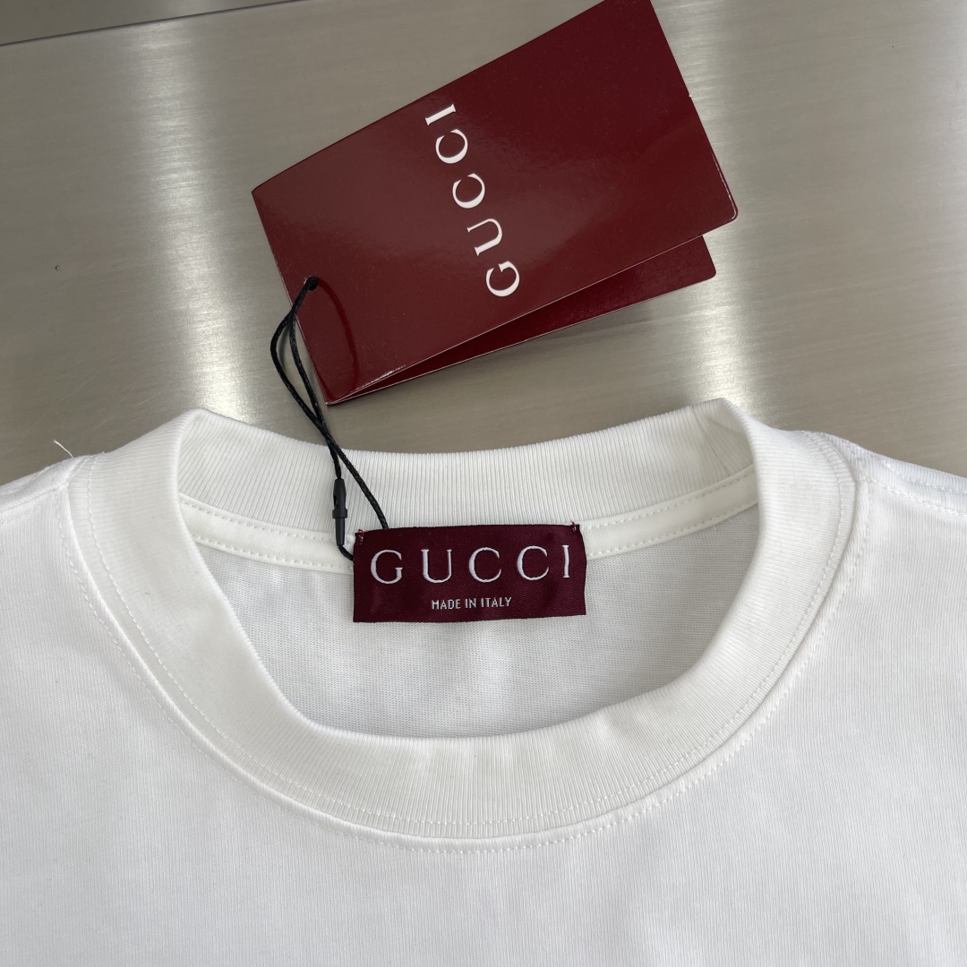 グッチ n級コピー ブラック 盾ロゴ Tシャツ メンズ 半袖 カジュアル|スーパーコピーn級優良店 4 グッチ n級コピー ブラック 盾ロゴ Tシャツ メンズ 半袖 カジュアル|スーパーコピー服