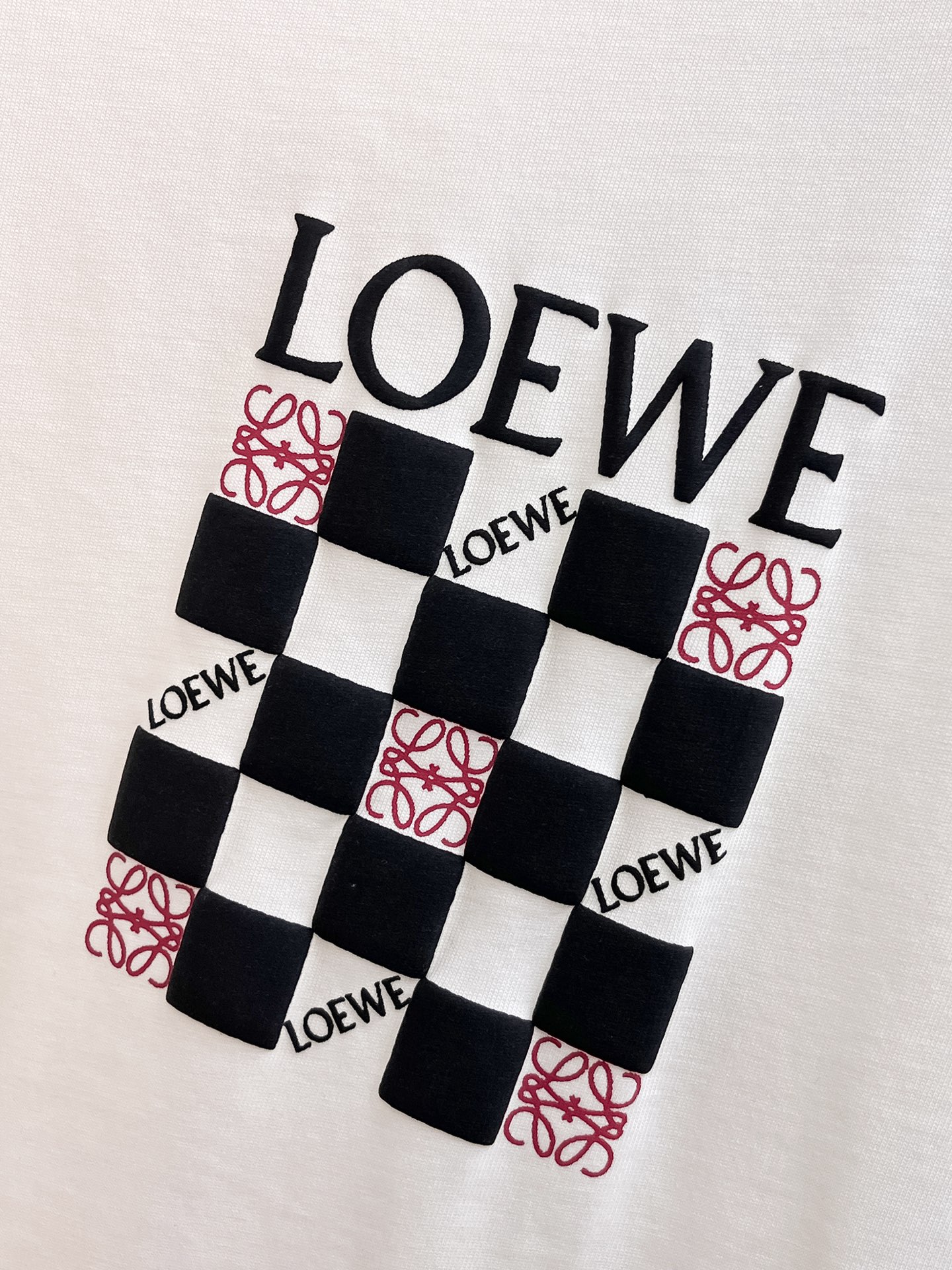 ロエベ n級コピー Tシャツ チェッカーロゴ デザイン カジュアル定番|スーパーコピーn級優良店 7 ロエベ n級コピー Tシャツ チェッカーロゴ デザイン カジュアル定番|スーパーコピー服