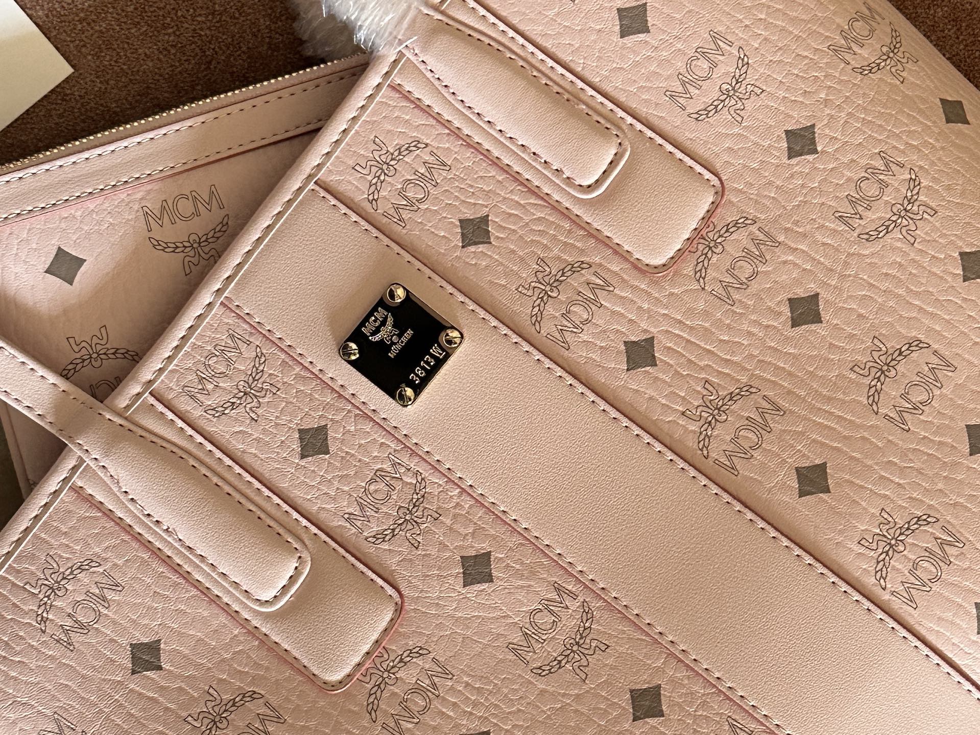 MCM ブランド コピー 安全通販 トートバッグ ピンク 女性らしい高級感|スーパーコピーn級優良店 9 MCM ブランド コピー 安全通販 トートバッグ ピンク 女性らしい高級感|スーパーコピー服