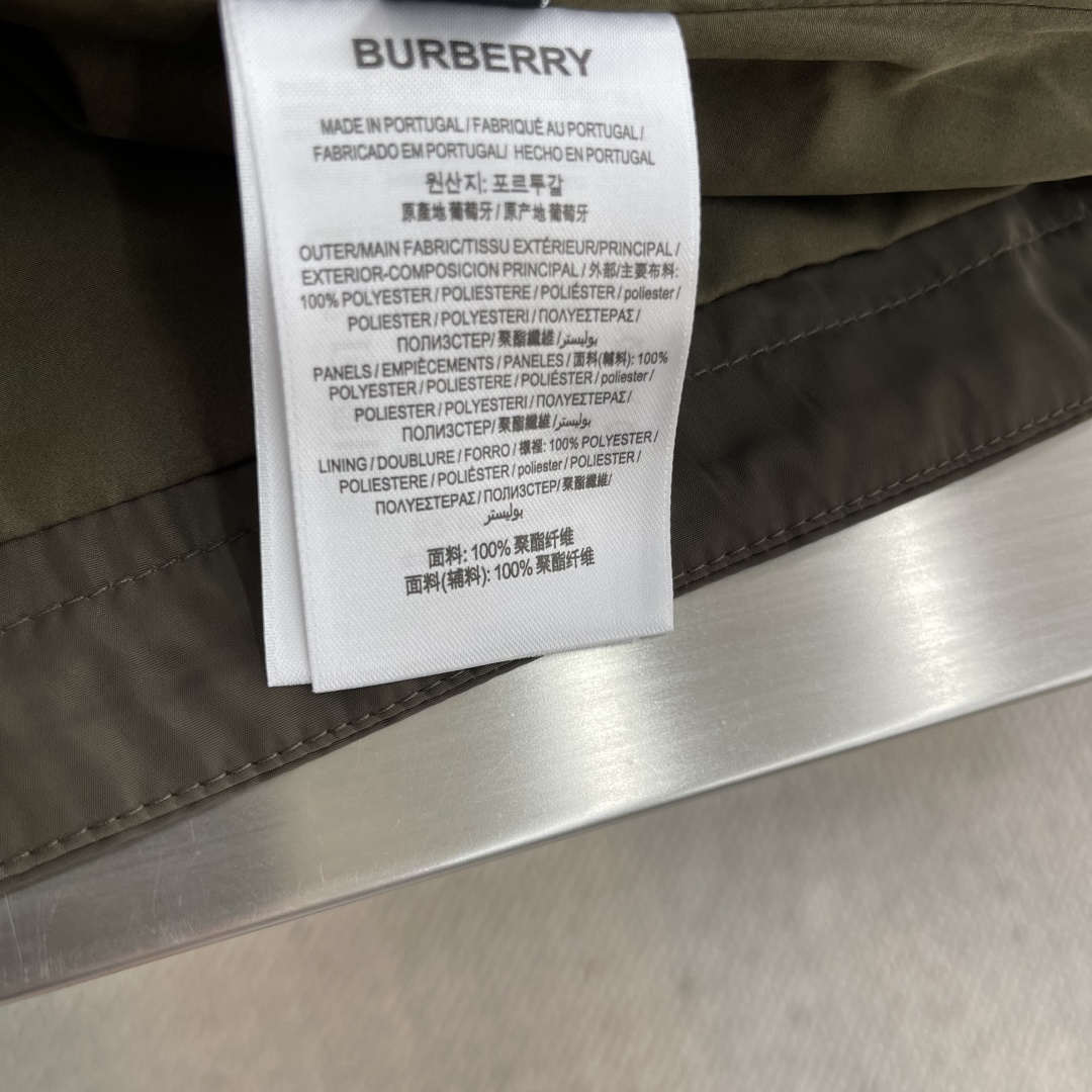 バーバリー 偽物販売店 撥水フードジャケット チェックジップ 高機能仕様|スーパーコピーn級優良店 7 バーバリー 偽物販売店 撥水フードジャケット チェックジップ 高機能仕様|スーパーコピー服