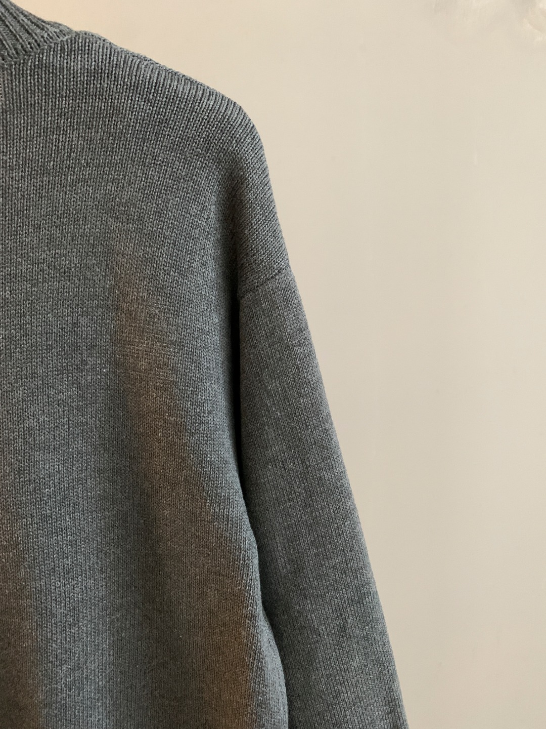 ジバンシィ n級コピー グレー ダメージ ニット スウェット風 立体刺繍ロゴ デザイン性抜群|スーパーコピーn級優良店 8 ジバンシィ n級コピー グレー ダメージ ニット スウェット風 立体刺繍ロゴ デザイン性抜群|スーパーコピー服