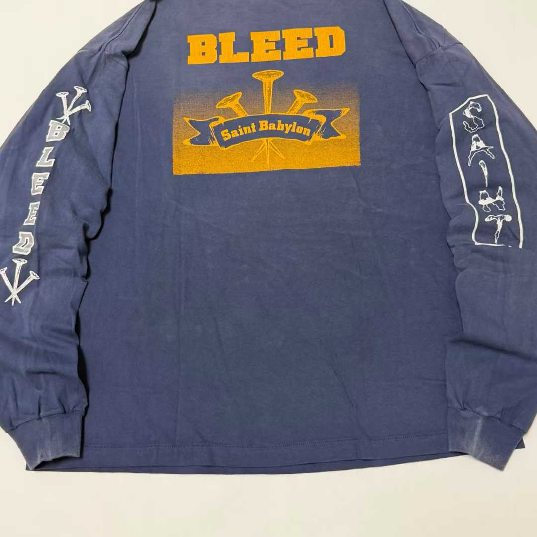 セントマイケル 偽物販売店 BLEED ロンT ネイビー グラフィック映えるヴィンテージ風カットソー|スーパーコピーn級優良店 9 セントマイケル 偽物販売店 BLEED ロンT ネイビー グラフィック映えるヴィンテージ風カットソー|スーパーコピー服