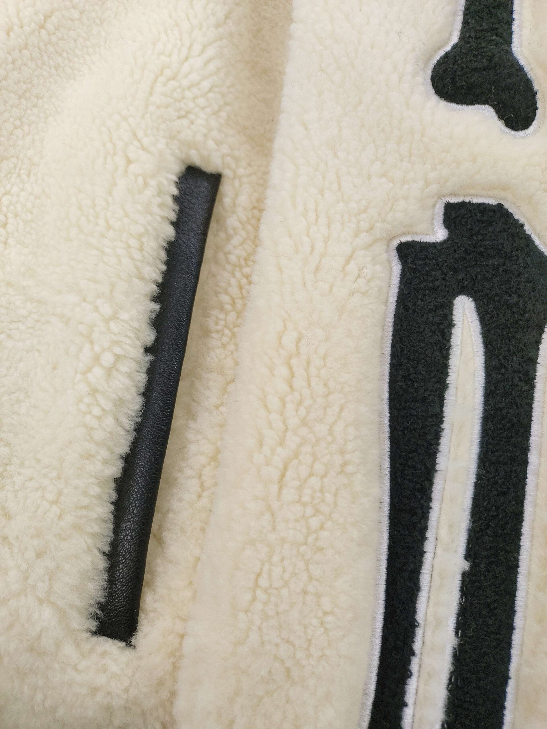 AMIRI スーパーコピー ボアフリース ジップジャケット 刺繍ロゴ 冬アウター|スーパーコピーn級優良店 6 AMIRI スーパーコピー ボアフリース ジップジャケット 刺繍ロゴ 冬アウター|スーパーコピー服