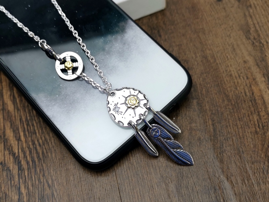 ゴローズ n級コピー フェザープレート ネックレス シルバー調 高再現度 重厚感|スーパーコピーn級優良店 2 ゴローズ n級コピー フェザープレート ネックレス シルバー調 高再現度 重厚感|スーパーコピー服