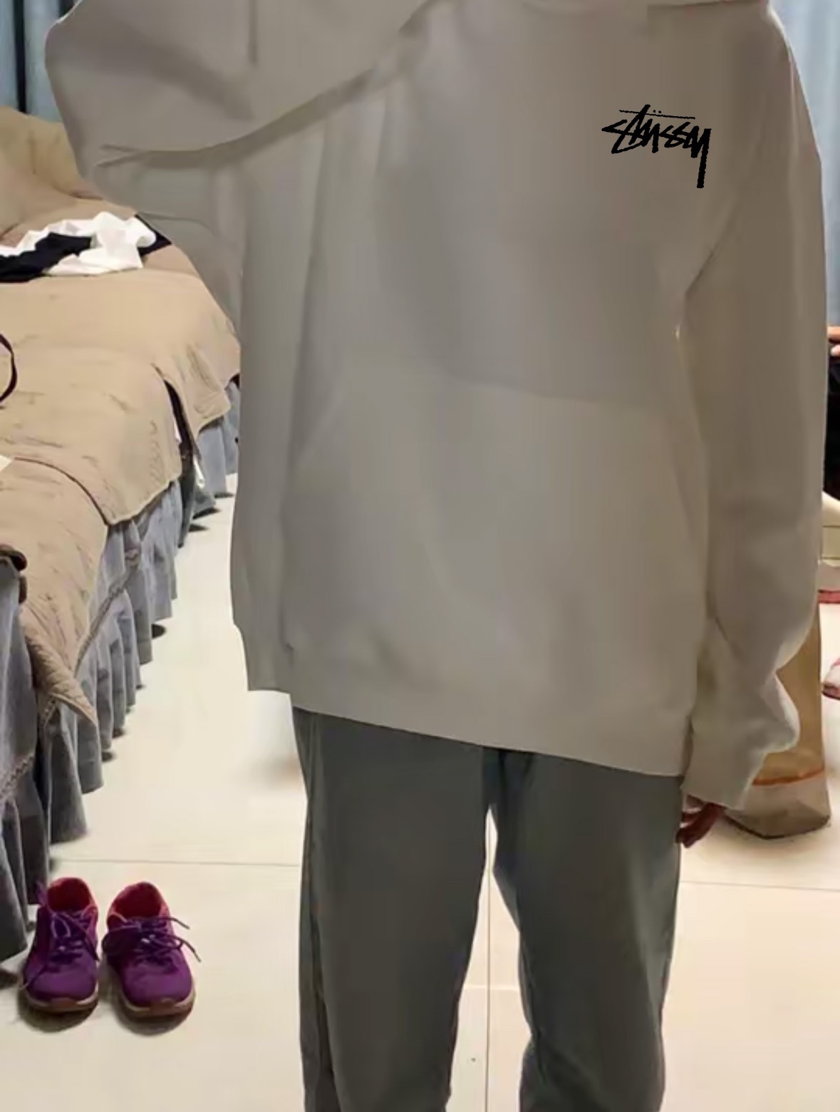 ステューシー スーパーコピー 優良サイト 花柄バックプリント フーディー スタイリッシュ黒 × 季節映えトップス|スーパーコピーn級優良店 4 ステューシー スーパーコピー 優良サイト 花柄バックプリント フーディー スタイリッシュ黒 × 季節映えトップス|スーパーコピー服