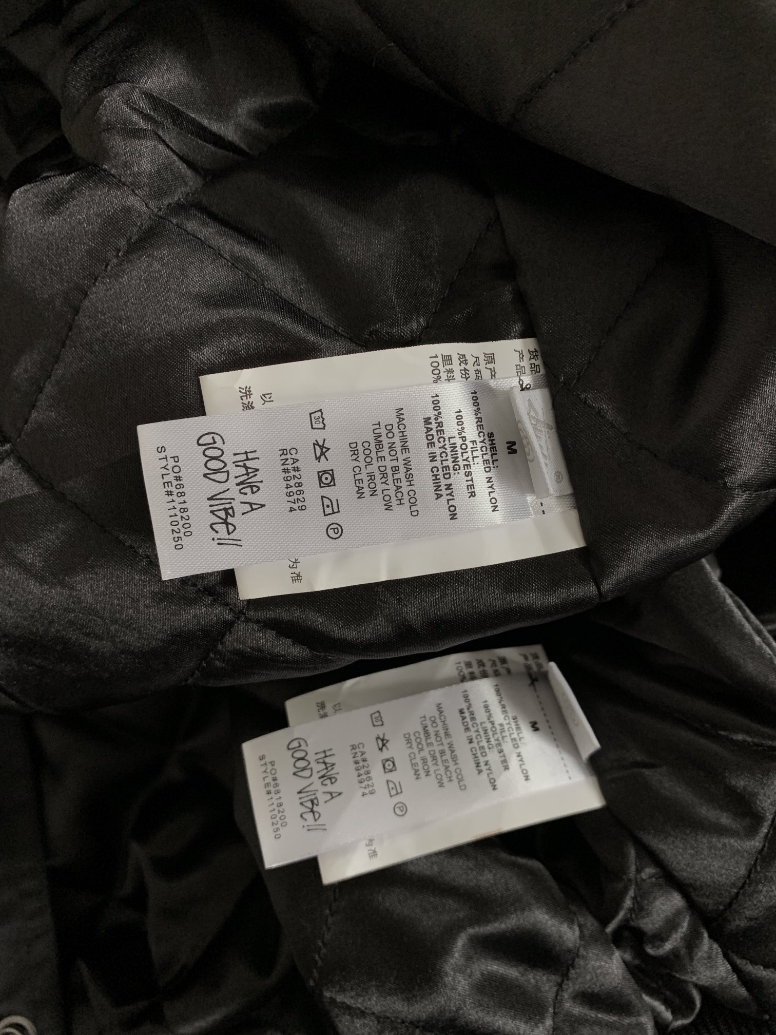 ステューシー 芸能人偽物 ダイス刺繍 サテンジャケット 光沢感×ストリート映えの存在感モデル|スーパーコピーn級優良店 6 ステューシー 芸能人偽物 ダイス刺繍 サテンジャケット 光沢感×ストリート映えの存在感モデル|スーパーコピー服