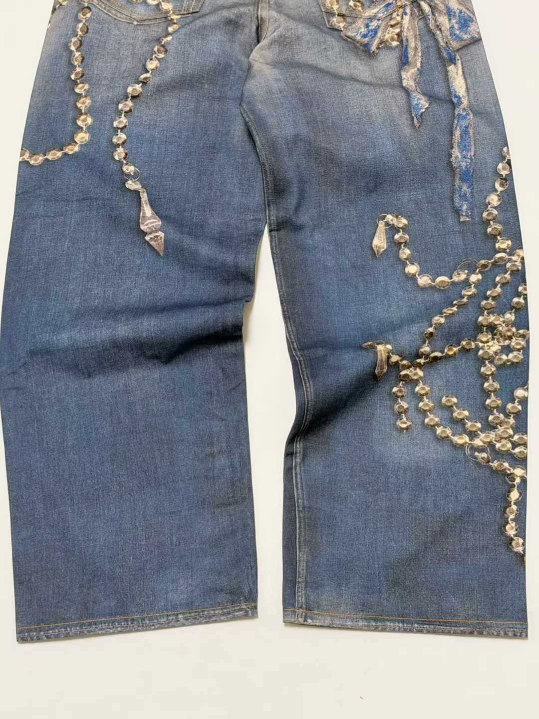 アクネ スーパーコピー パールチェーン装飾デニムパンツ アート加工ワイド｜スーパーコピー服