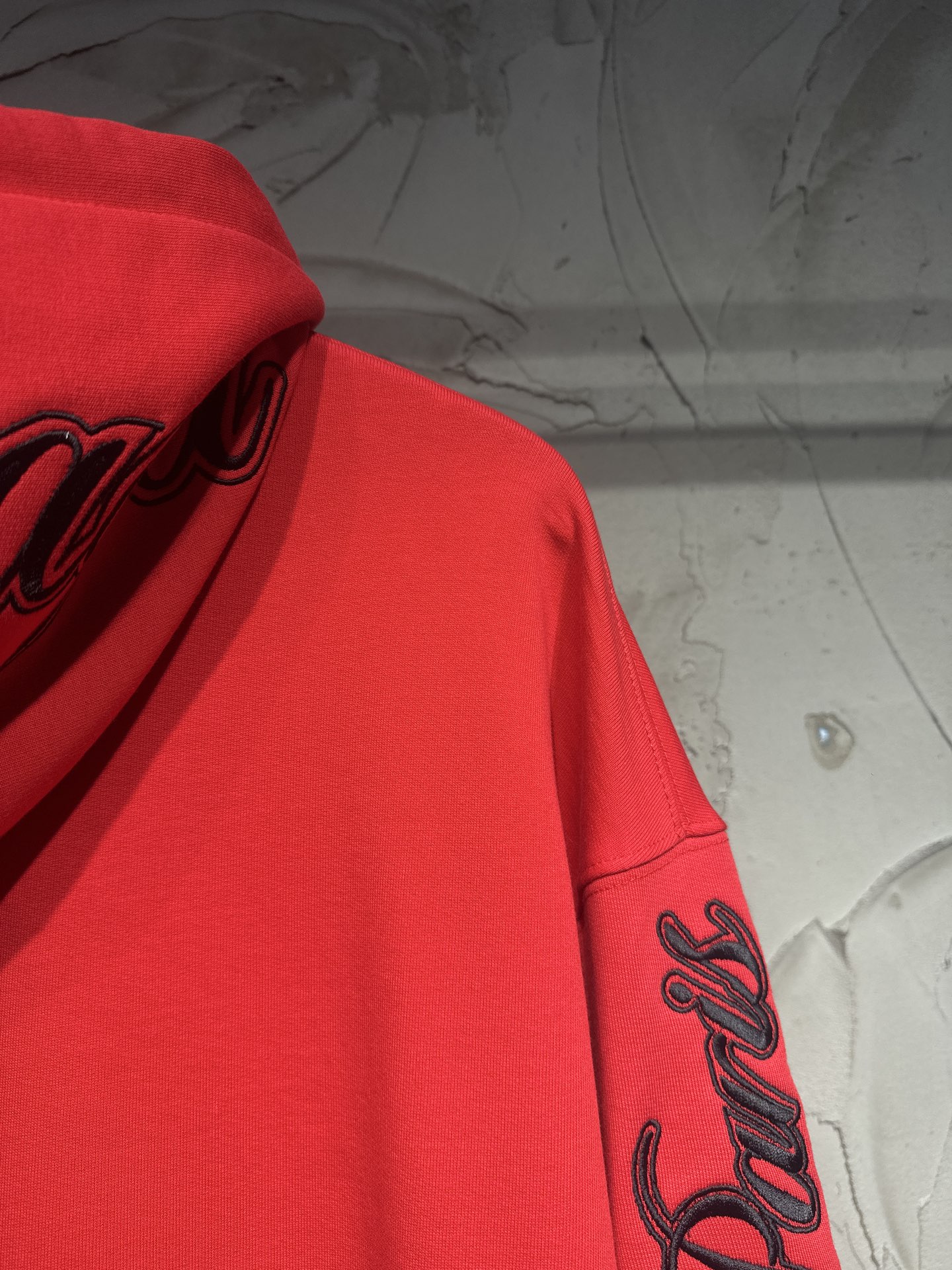 バレンシアガ ブランド コピー フーディー 刺繍ロゴ入り ストリート映え 男女兼用モデル|スーパーコピーn級優良店 8 バレンシアガ ブランド コピー フーディー 刺繍ロゴ入り ストリート映え 男女兼用モデル|スーパーコピー服