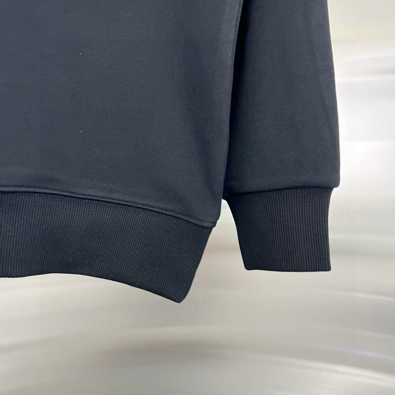 BALENCIAGA n級コピー ドーベルマンプリント スウェット 存在感抜群 モード感漂うブラックトップス|スーパーコピーn級優良店 6 BALENCIAGA n級コピー ドーベルマンプリント スウェット 存在感抜群 モード感漂うブラックトップス|スーパーコピー服