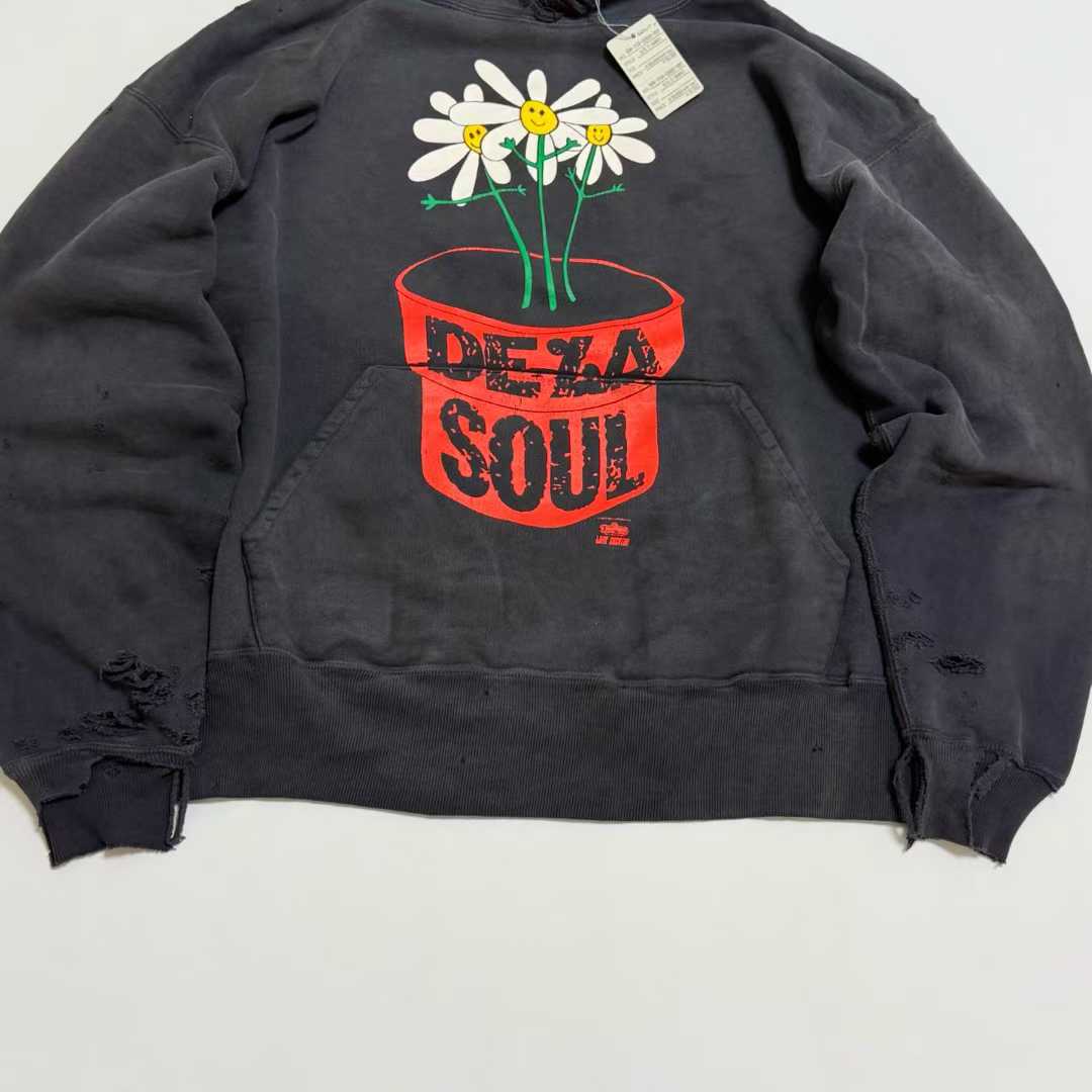 セントマイケル スーパーコピー フラワーグラフィック フーディー ヴィンテージ加工 ダメージ表現 高再現｜スーパーコピー服