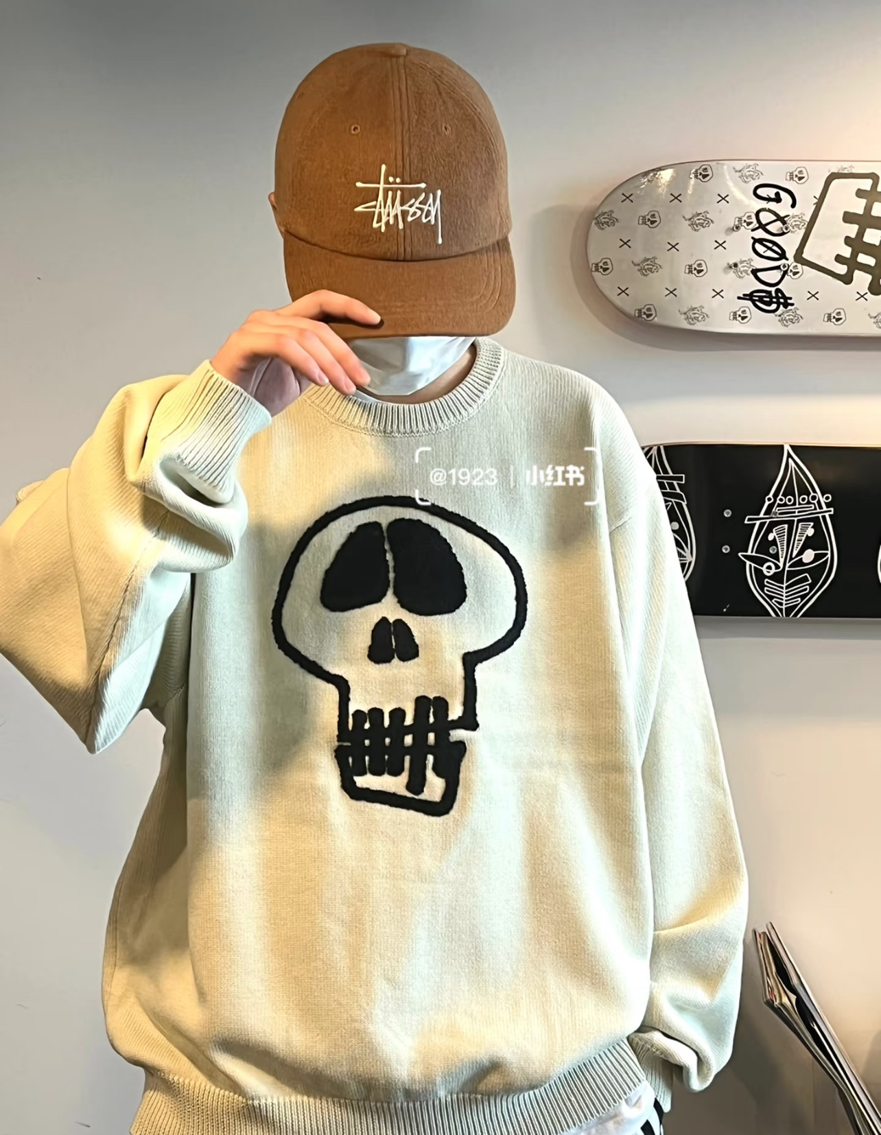 ステューシー スーパーコピー スカルデザイン ニットトップス 個性際立つストリート映えホワイトモデル|スーパーコピーn級優良店 7 ステューシー スーパーコピー スカルデザイン ニットトップス 個性際立つストリート映えホワイトモデル|スーパーコピー服