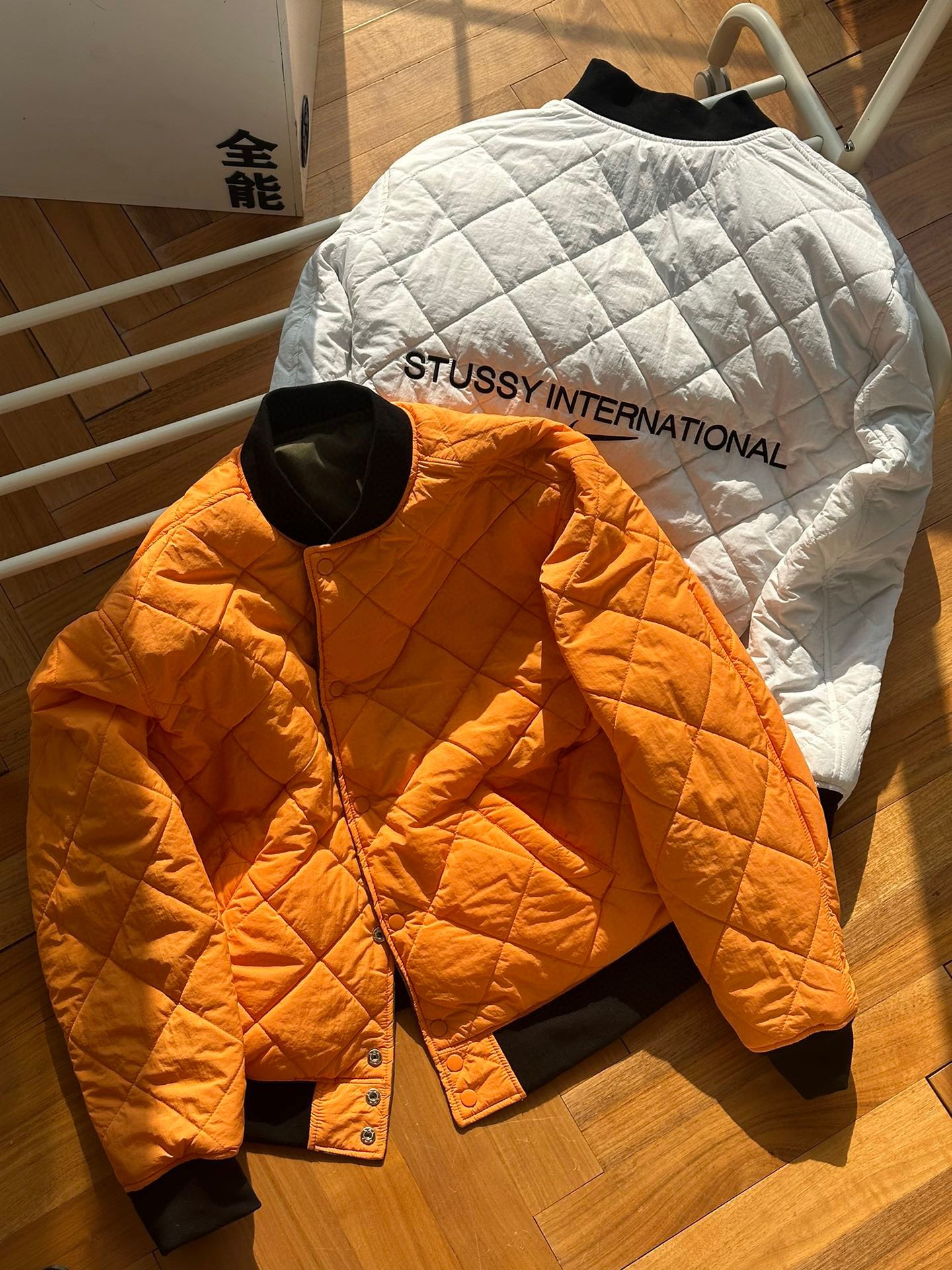 Stussy n級コピー ミリタリー風ジャケット ワッペン装飾×個性派ストリート上級モデル｜スーパーコピー服