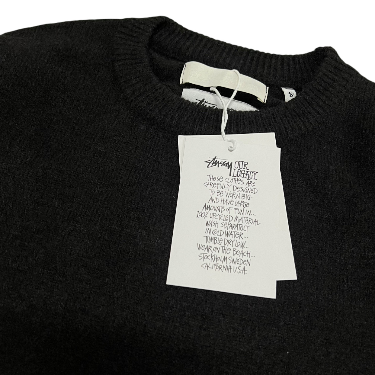 Stussy スーパーコピー ニットセーター 後背ビッグロゴ仕上げ ストリート感漂う上質カジュアル|スーパーコピーn級優良店 2 Stussy スーパーコピー ニットセーター 後背ビッグロゴ仕上げ ストリート感漂う上質カジュアル|スーパーコピー服