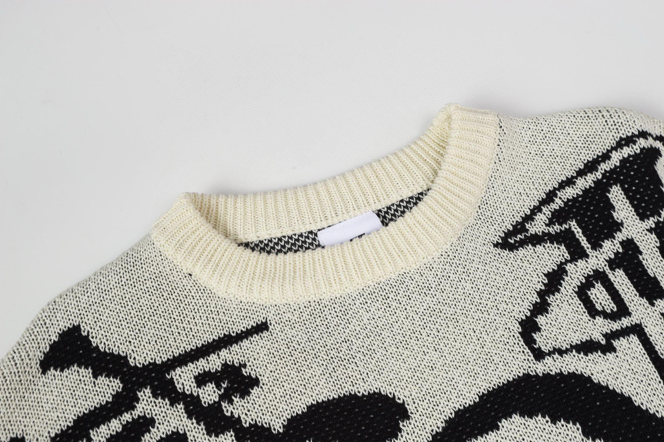 Stussy コピー アート柄ニットセーター 個性派デザイン×存在感溢れるストリート風｜スーパーコピー服