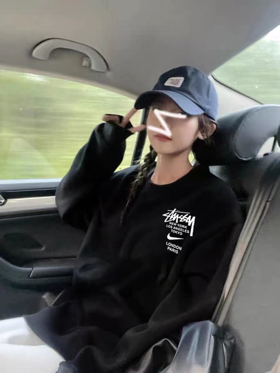 ステューシー コピー WORLD TOUR ロゴ × グレースウェット シンプルで合わせやすい万能トップス|スーパーコピーn級優良店 5 ステューシー コピー WORLD TOUR ロゴ × グレースウェット シンプルで合わせやすい万能トップス|スーパーコピー服