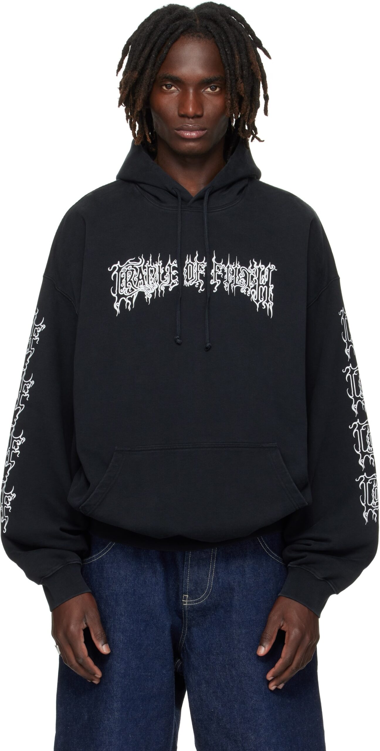 ヴェトモン ブランド コピー CRUE OF HATE ロゴ連帽パーカー 袖プリント 定番ブラック｜スーパーコピー服