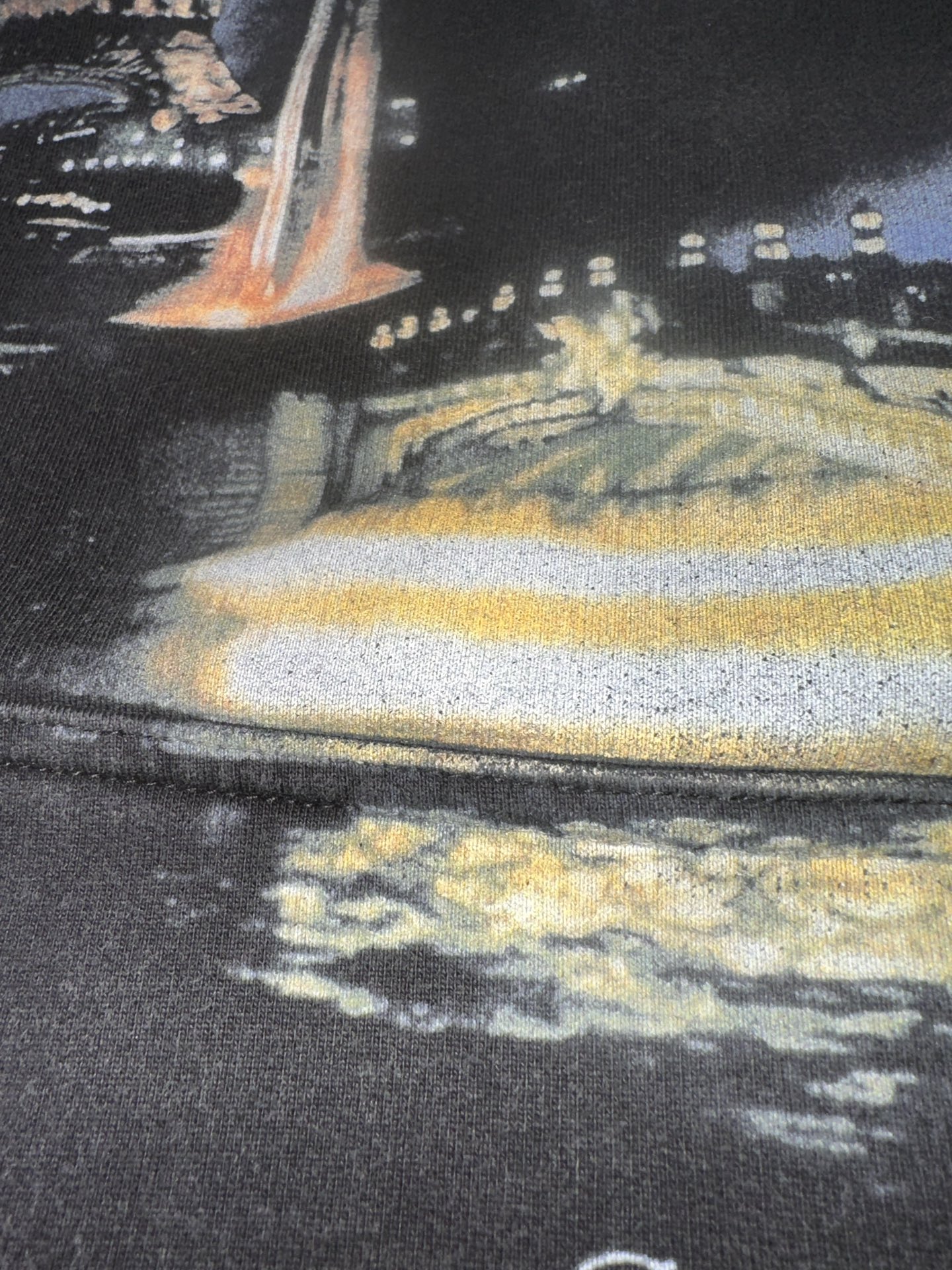 ヴェトモン 見分けがつかない パリ夜景プリント連帽パーカー 上質ブラックストリート｜スーパーコピー服