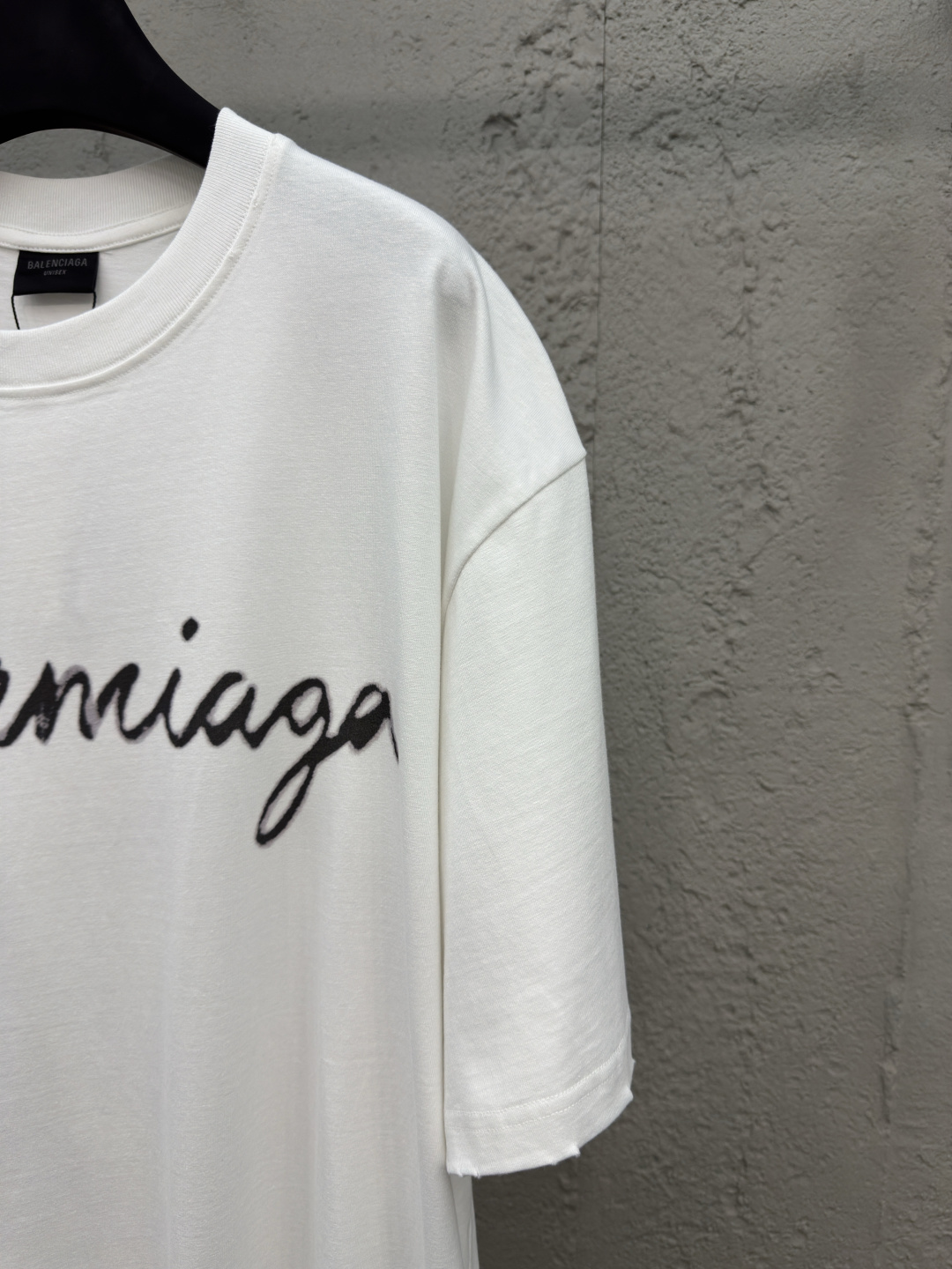 バレンシアガ 芸能人偽物 スクリプトロゴ Tシャツ オーバーサイズ ブラック ストリート 高品質｜スーパーコピー服