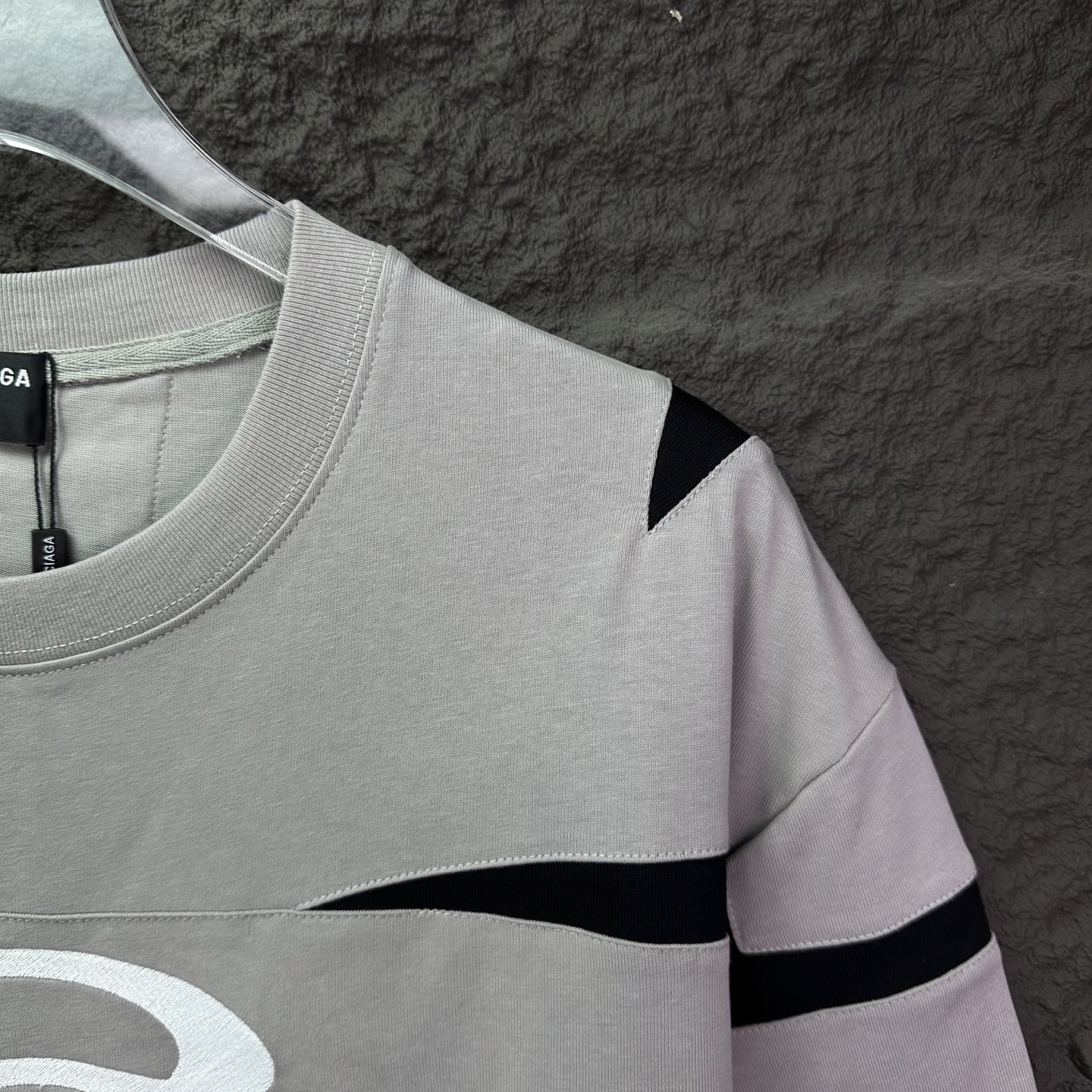 バレンシアガ スーパーコピー 8ナンバー スポーツライン Tシャツ ストリート 高級感 オーバーサイズ モードスタイル|スーパーコピーn級優良店 3 バレンシアガ スーパーコピー 8ナンバー スポーツライン Tシャツ ストリート 高級感 オーバーサイズ モードスタイル|スーパーコピー服