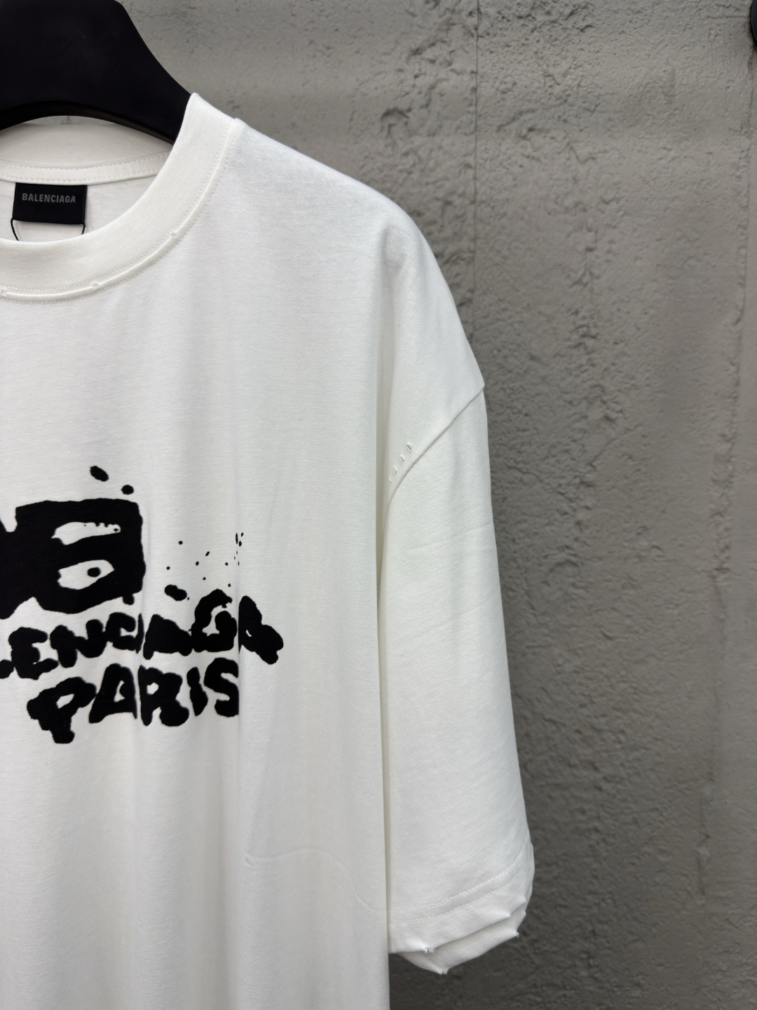 バレンシアガ スーパーコピー City of Angels ロサンゼルス風景 Tシャツ オーバーサイズ ベージュ ストリートグラフィック 夏服 高級感プリント｜スーパーコピー服