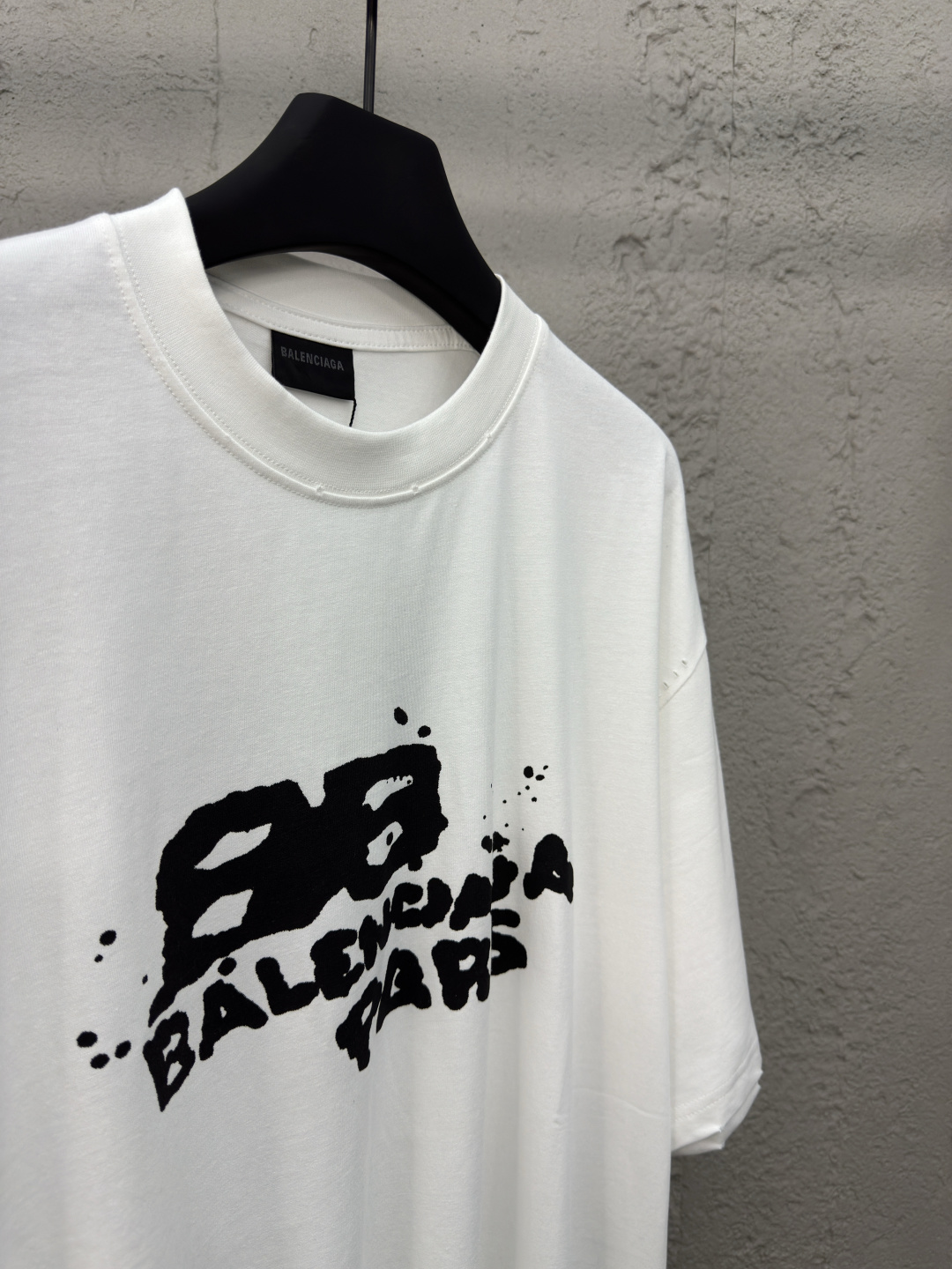 バレンシアガ スーパーコピー City of Angels ロサンゼルス風景 Tシャツ オーバーサイズ ベージュ ストリートグラフィック 夏服 高級感プリント｜スーパーコピー服