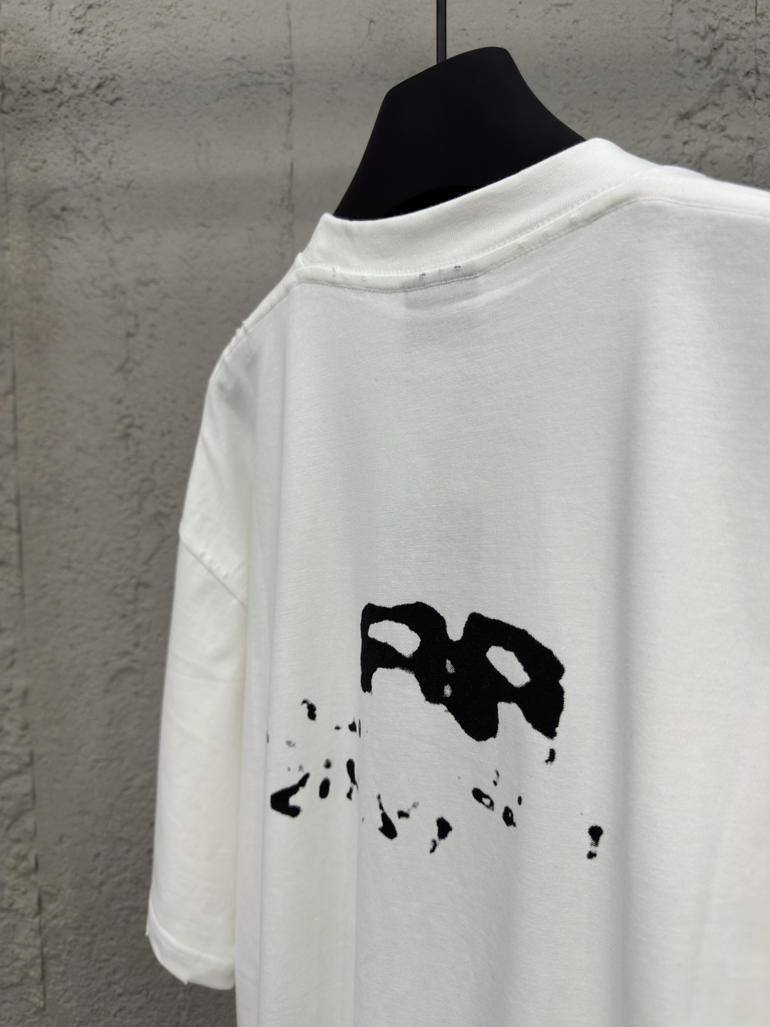 バレンシアガ スーパーコピー City of Angels ロサンゼルス風景 Tシャツ オーバーサイズ ベージュ ストリートグラフィック 夏服 高級感プリント｜スーパーコピー服