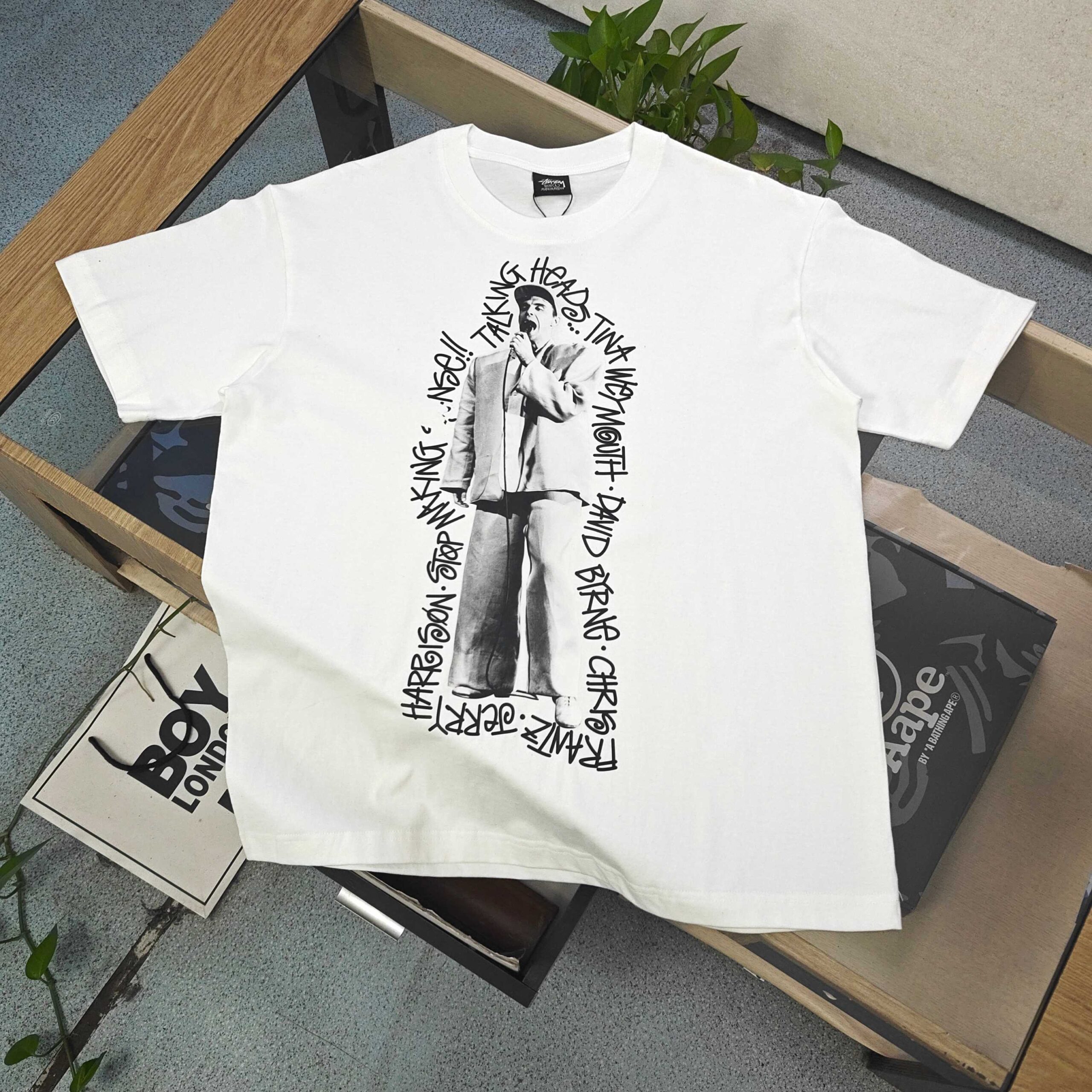 ステューシー n級コピー TALKING HEADSフォトTシャツ モード系映えの存在感｜スーパーコピー服