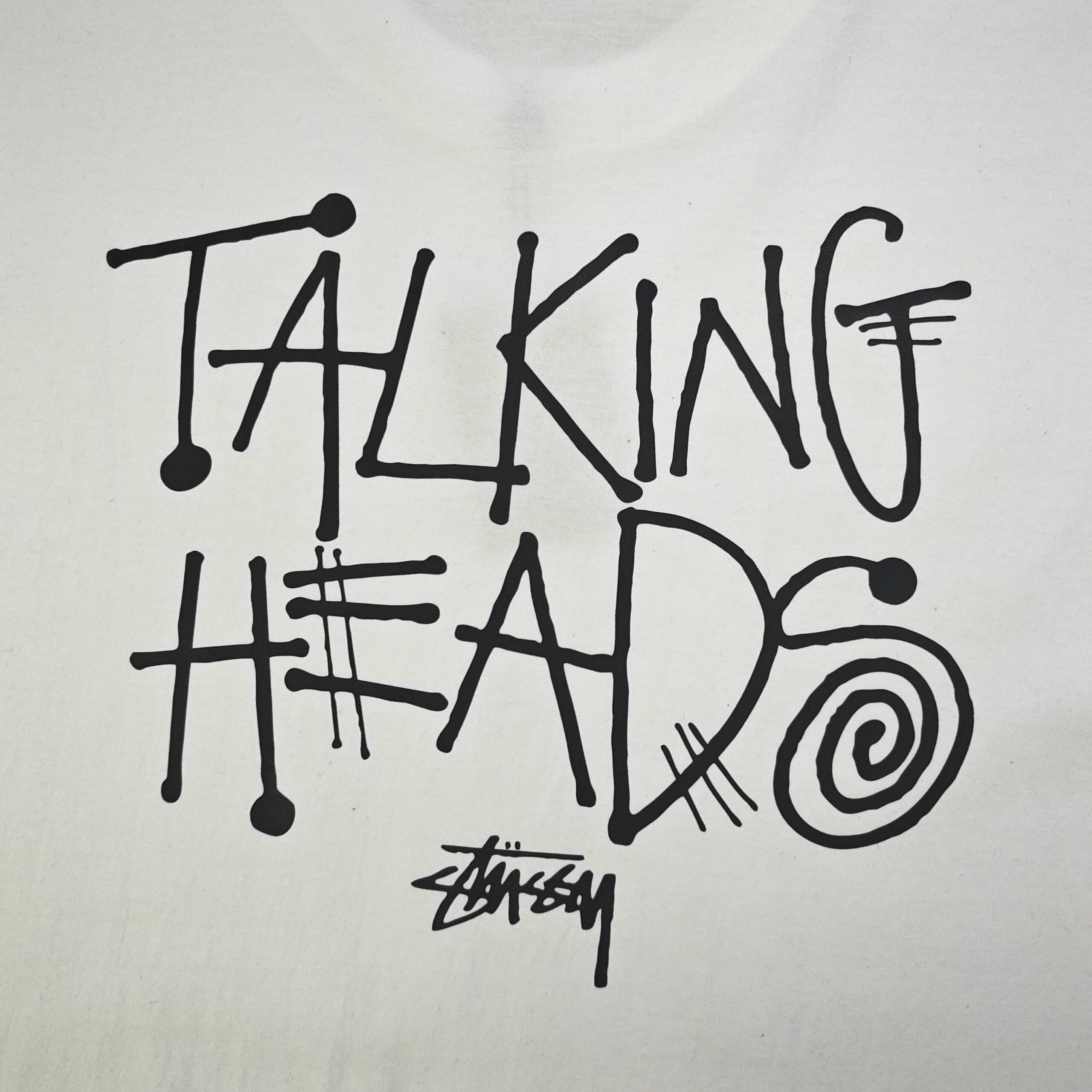 ステューシー n級コピー TALKING HEADSフォトTシャツ モード系映えの存在感｜スーパーコピー服