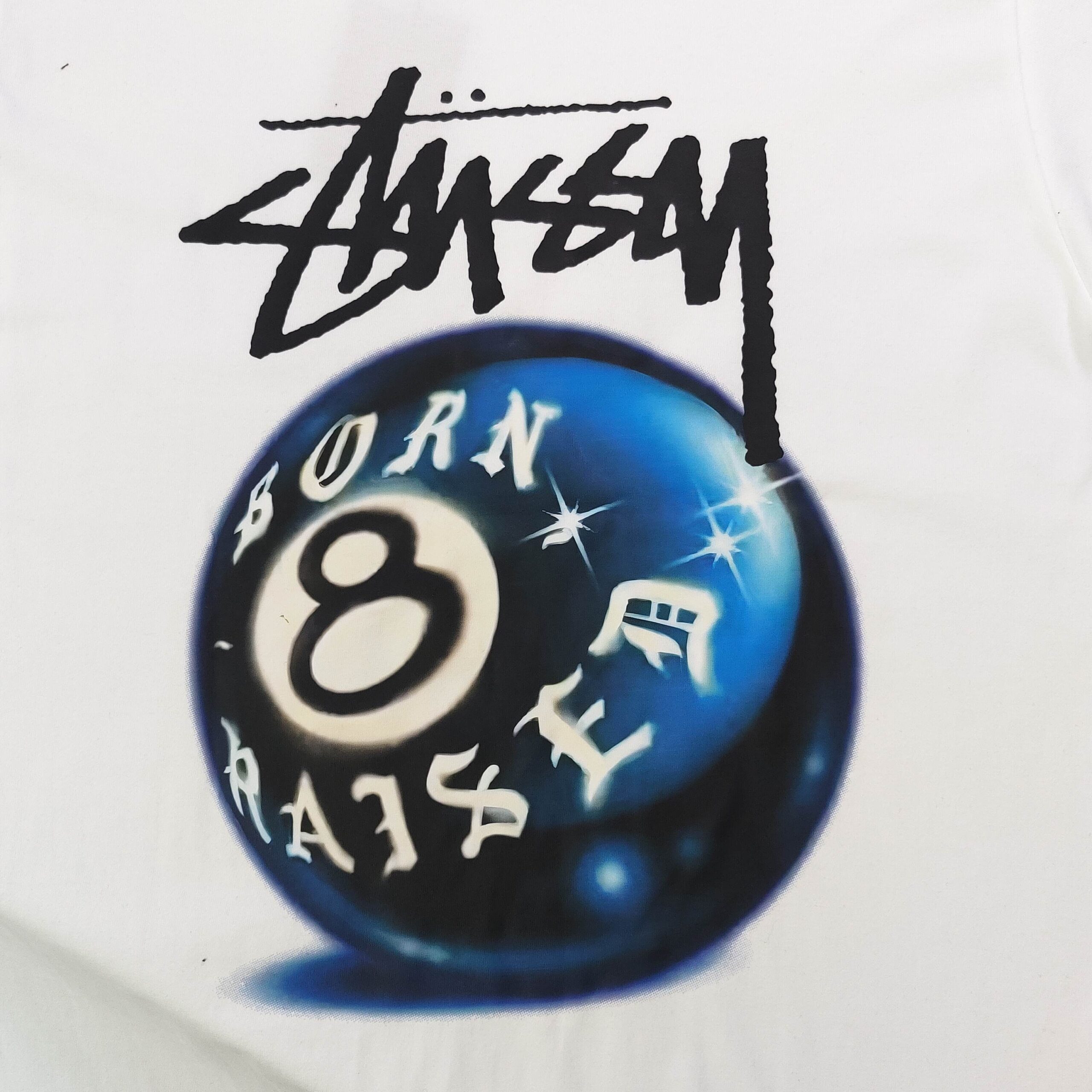 ステューシー n級コピー 8ボールグラフィックTシャツ｜立体感あるアートプリントが魅力｜スーパーコピー服