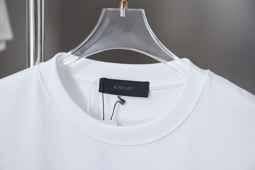 AMIRI スーパーコピー ロゴプリントTシャツ カラーロゴデザイン ストリート半袖｜スーパーコピー服