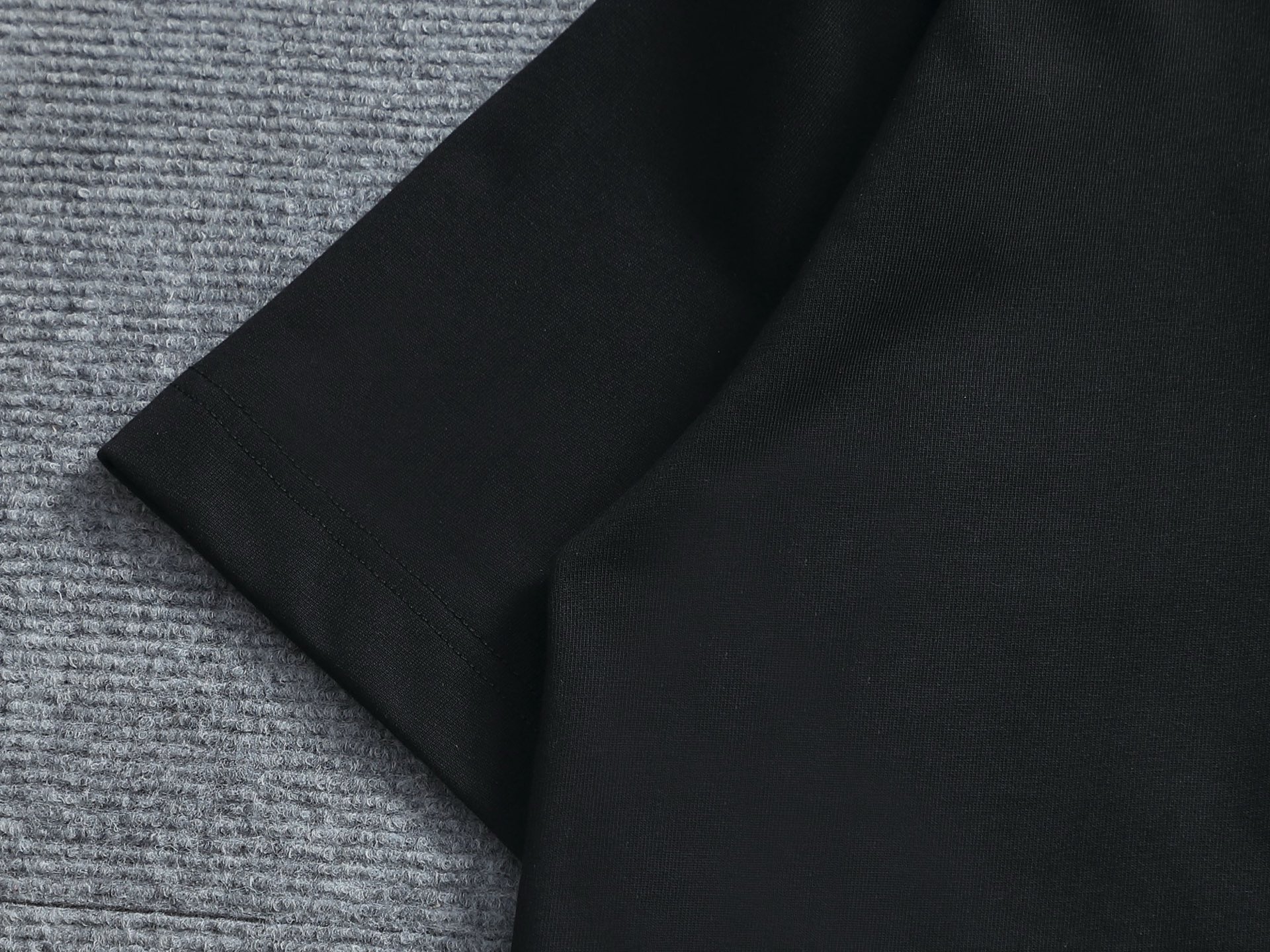 AMIRI スーパーコピー 優良サイト AMIRI SOUNDSロゴTシャツ｜ストリート半袖トップス｜スーパーコピー服