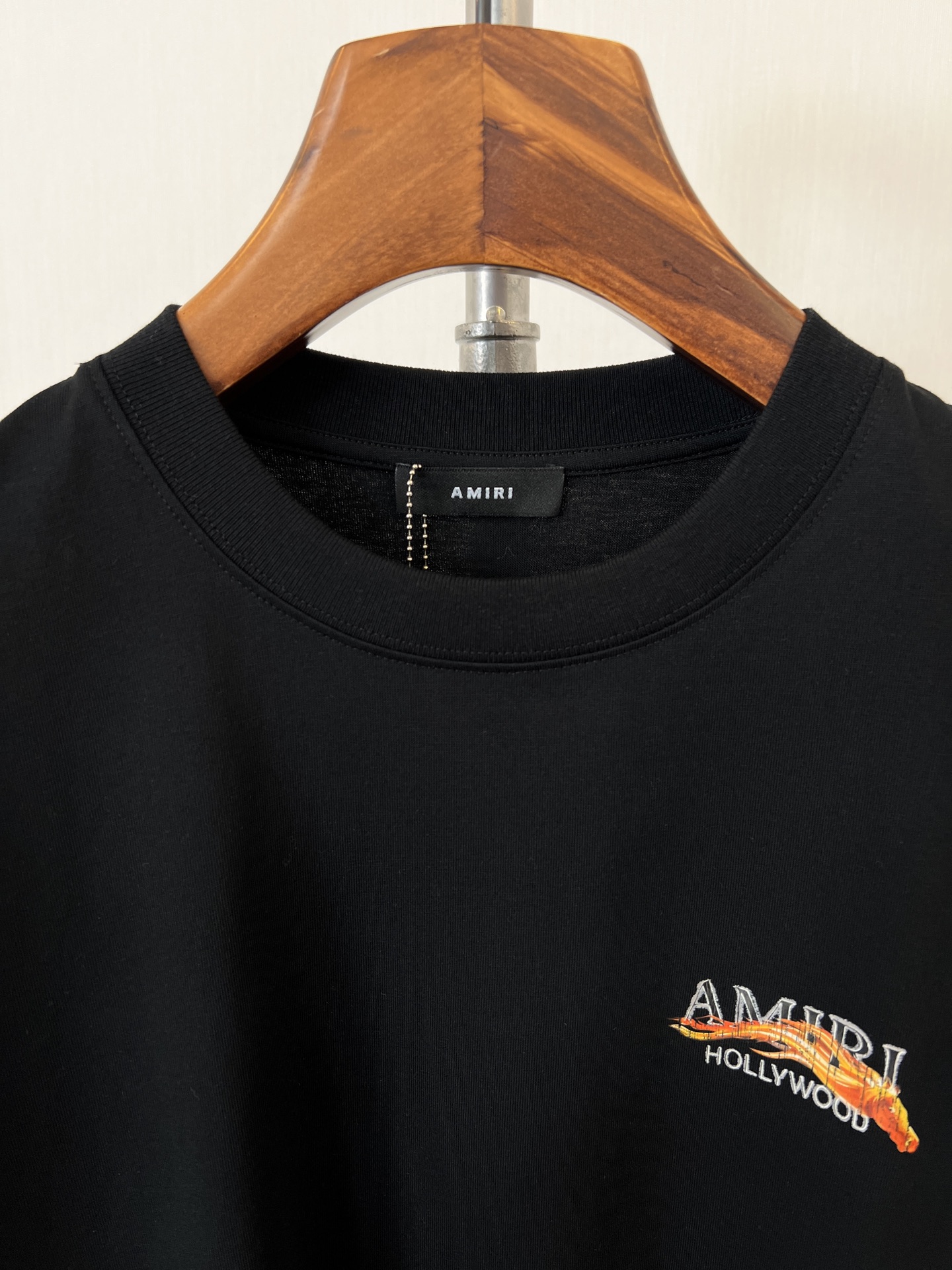 AMIRI 並行輸入品 ロゴ刺繍 Tシャツ メンズ ハリウッドデザイン ストリート人気｜スーパーコピー服