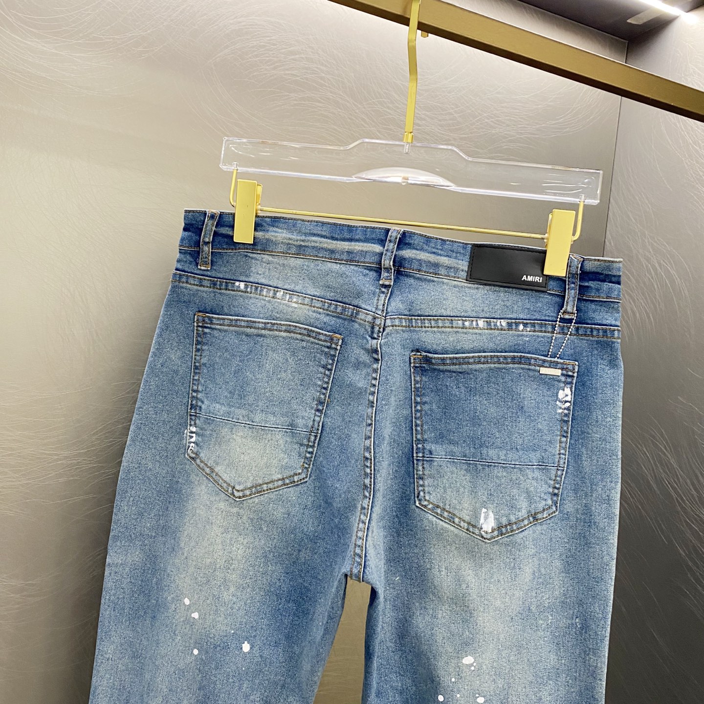 アミリ 高品質レプリカ ダメージ加工デニムパンツ ストリート系 メンズクラッシュジーンズ｜スーパーコピー服