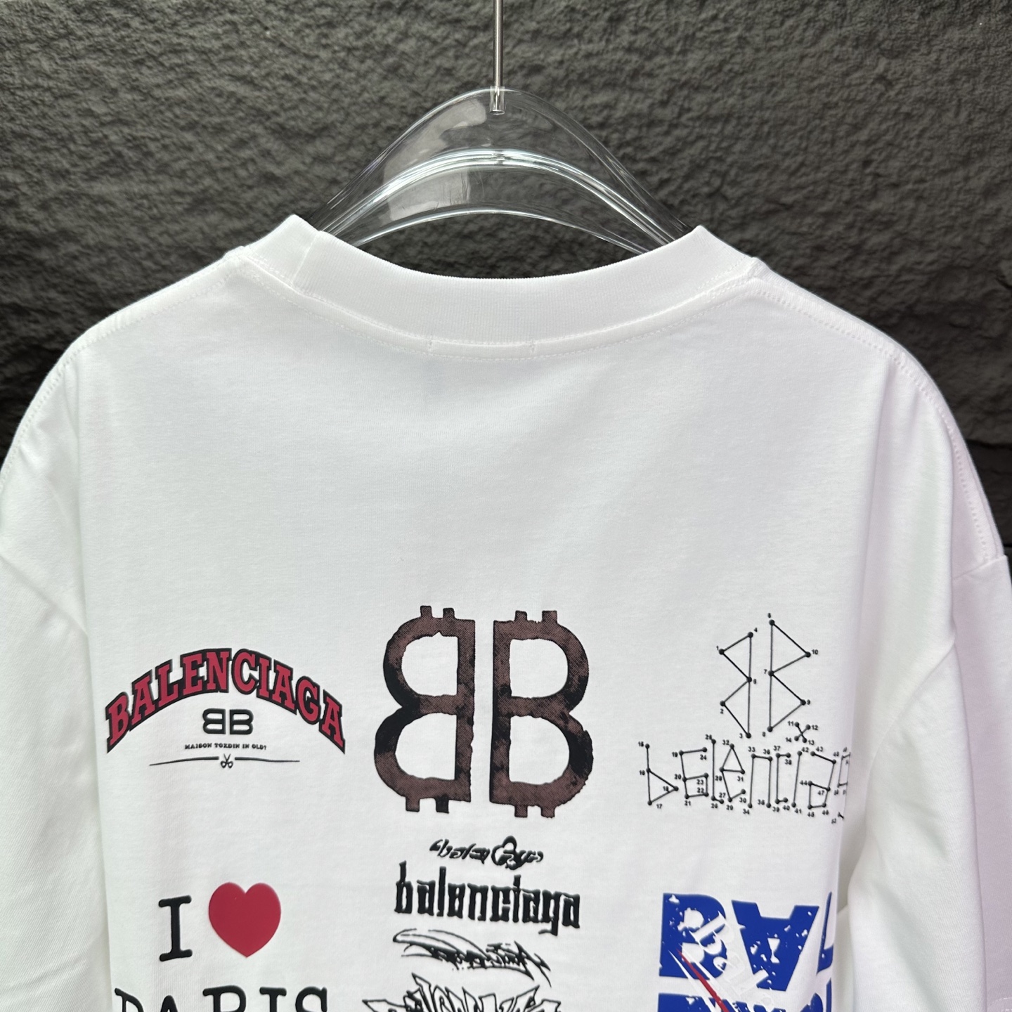 バレンシアガ コピー マルチロゴTシャツ|ストリート映えの定番デザイン×程よい存在感|スーパーコピーn級優良店 8 バレンシアガ コピー マルチロゴTシャツ|ストリート映えの定番デザイン×程よい存在感|スーパーコピー服