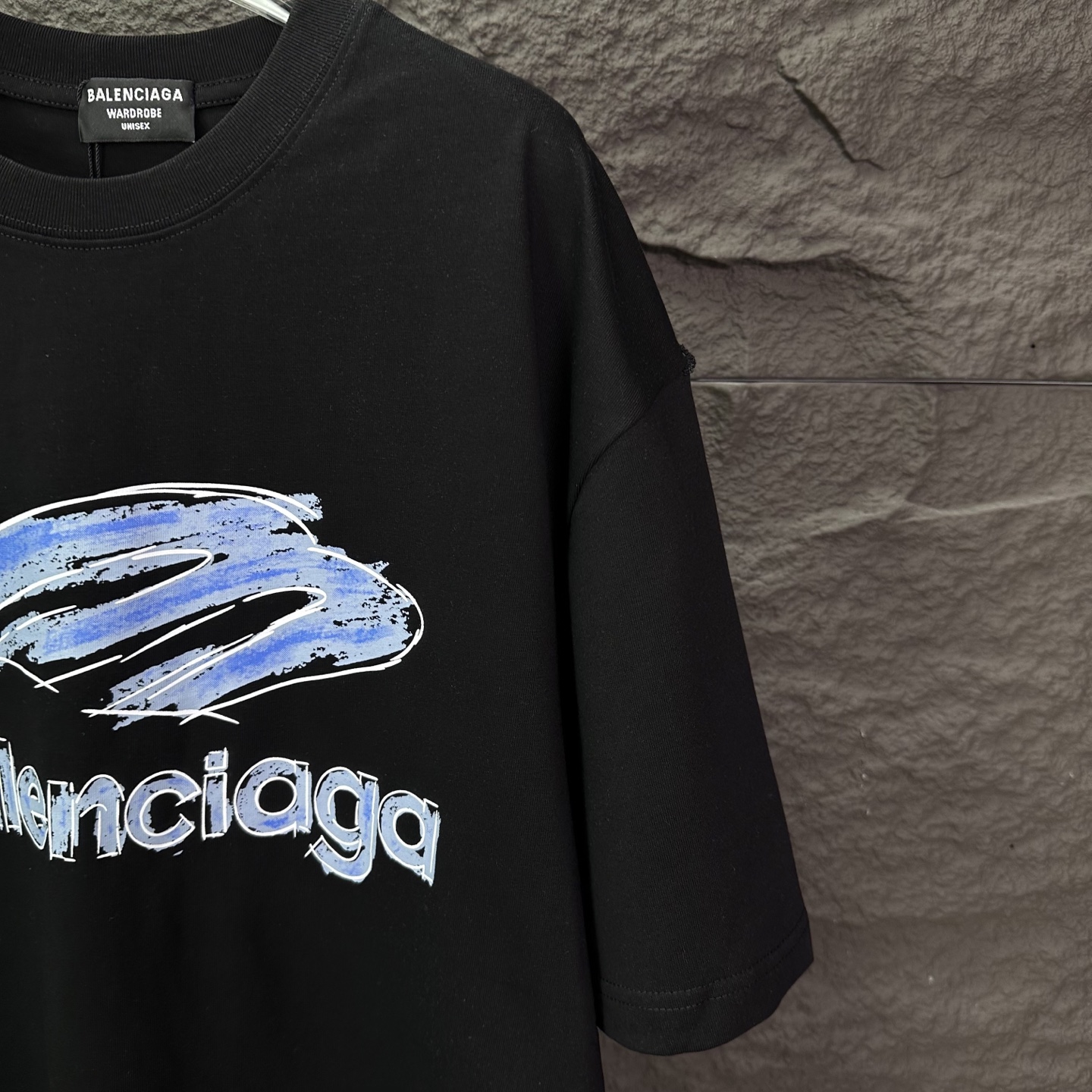 バレンシアガ n級コピー ブラッシュロゴTシャツ|筆描き風ロゴが映える人気ストリートモデル|スーパーコピーn級優良店 4 バレンシアガ n級コピー ブラッシュロゴTシャツ|筆描き風ロゴが映える人気ストリートモデル|スーパーコピー服