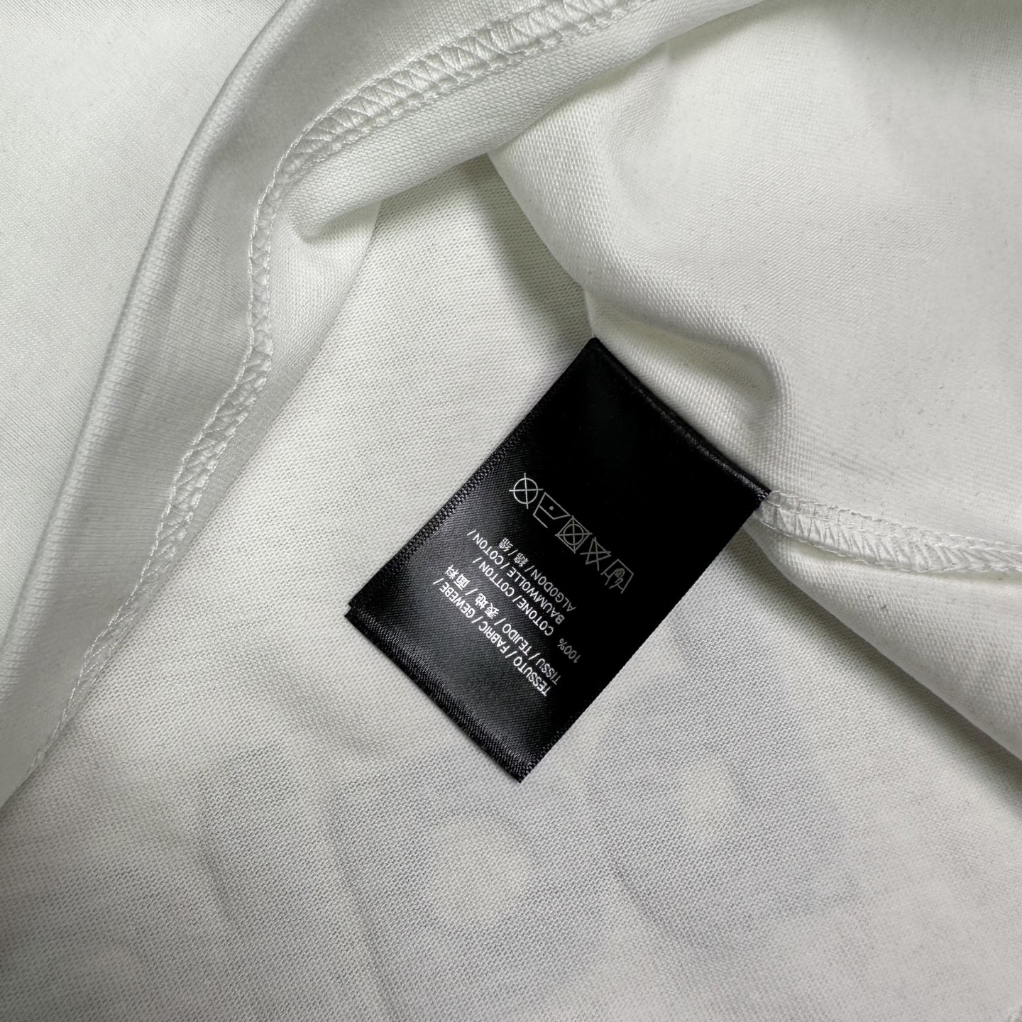 バレンシアガ スーパーコピー 優良サイト ブラッシュロゴTシャツ|上質感×都会的シルエットの人気作|スーパーコピーn級優良店 6 バレンシアガ スーパーコピー 優良サイト ブラッシュロゴTシャツ|上質感×都会的シルエットの人気作|スーパーコピー服